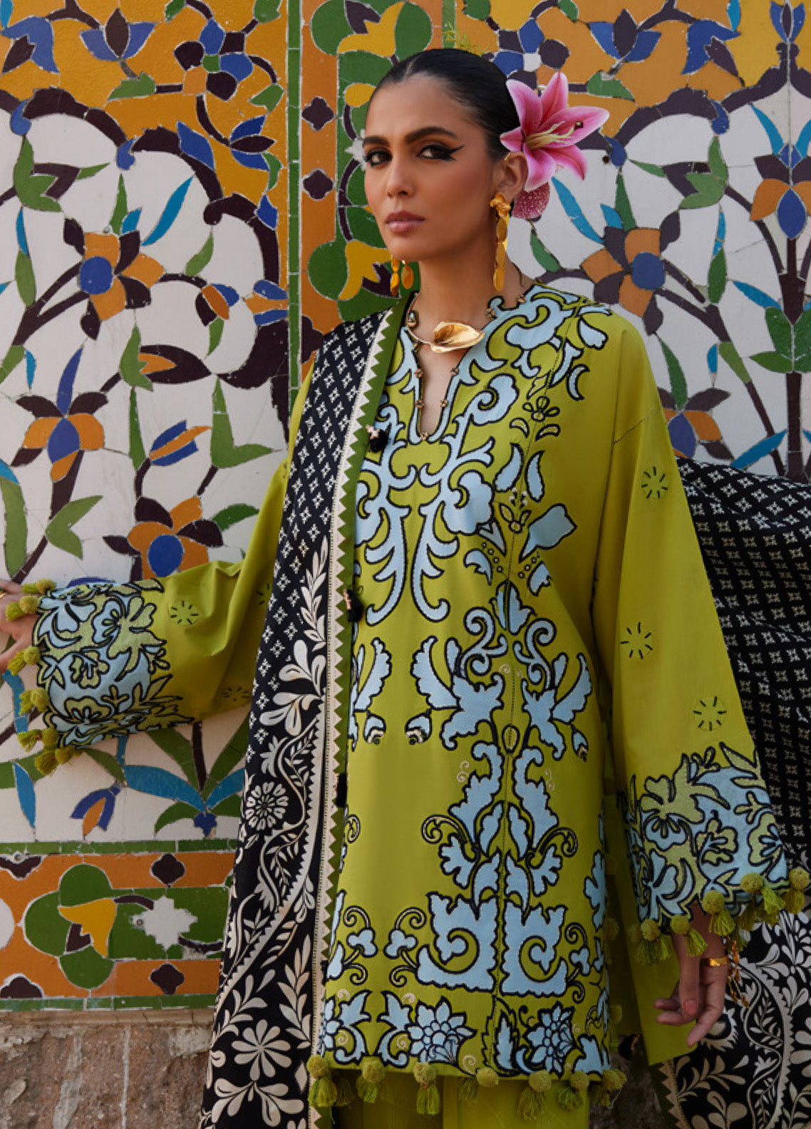 Elan Luxury Embroidered Lawn 3 Piece Unstitched Suit EL25LL SOLENE EL25-03 A Elan Luxury Embroidered Lawn 3 Piece Unstitched Suit EL25LL SOLENE EL25-03 A