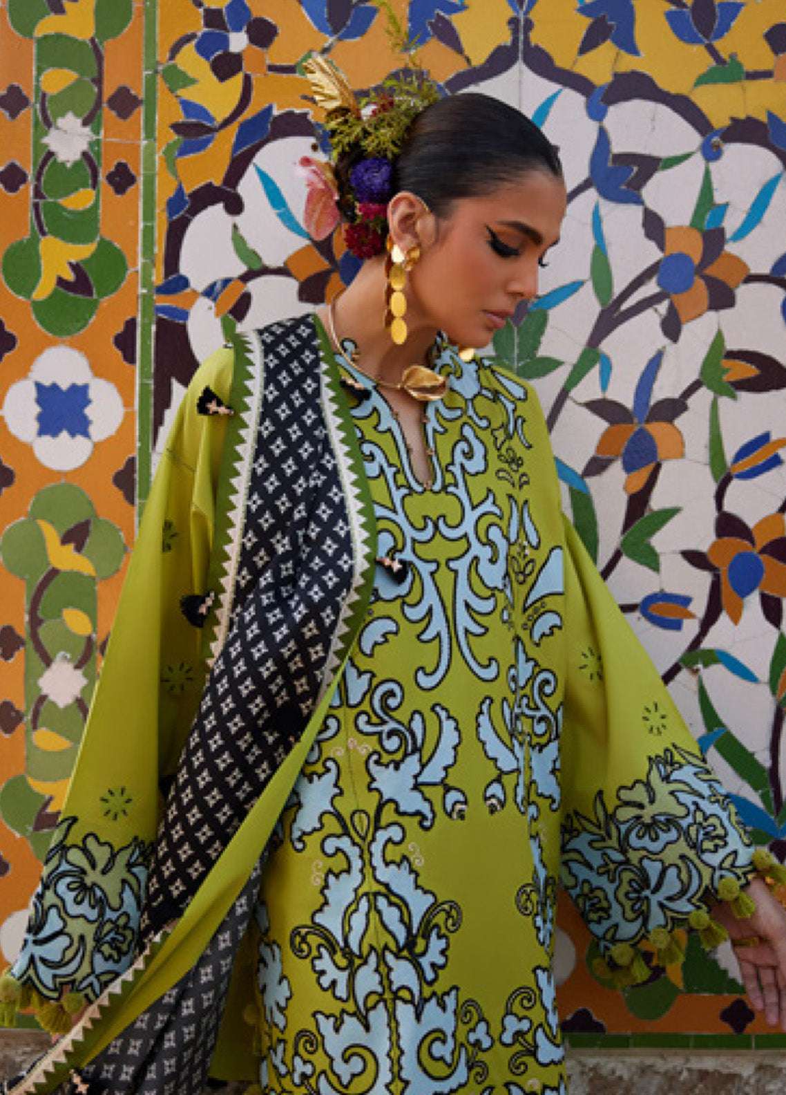 Elan Luxury Embroidered Lawn 3 Piece Unstitched Suit EL25LL SOLENE EL25-03 A Elan Luxury Embroidered Lawn 3 Piece Unstitched Suit EL25LL SOLENE EL25-03 A