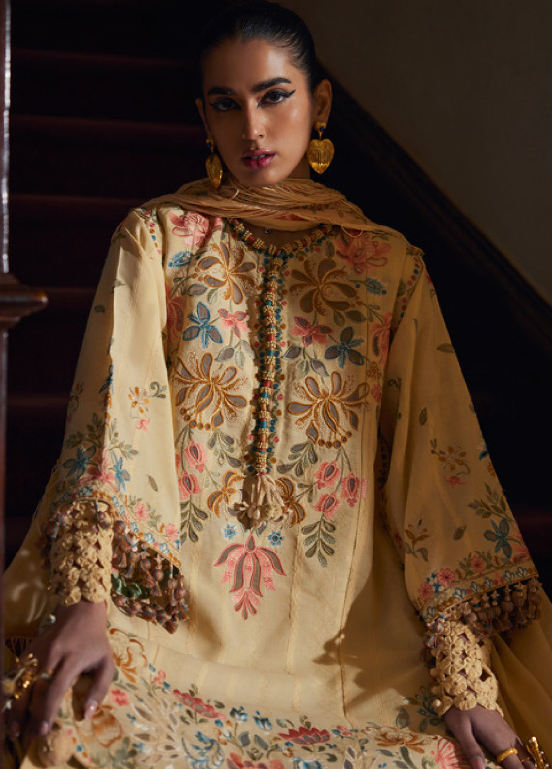 Elan Luxury Embroidered Lawn 3 Piece Unstitched Suit EL25LL ZAHARA EL25-07 A Elan Luxury Embroidered Lawn 3 Piece Unstitched Suit EL25LL ZAHARA EL25-07 A