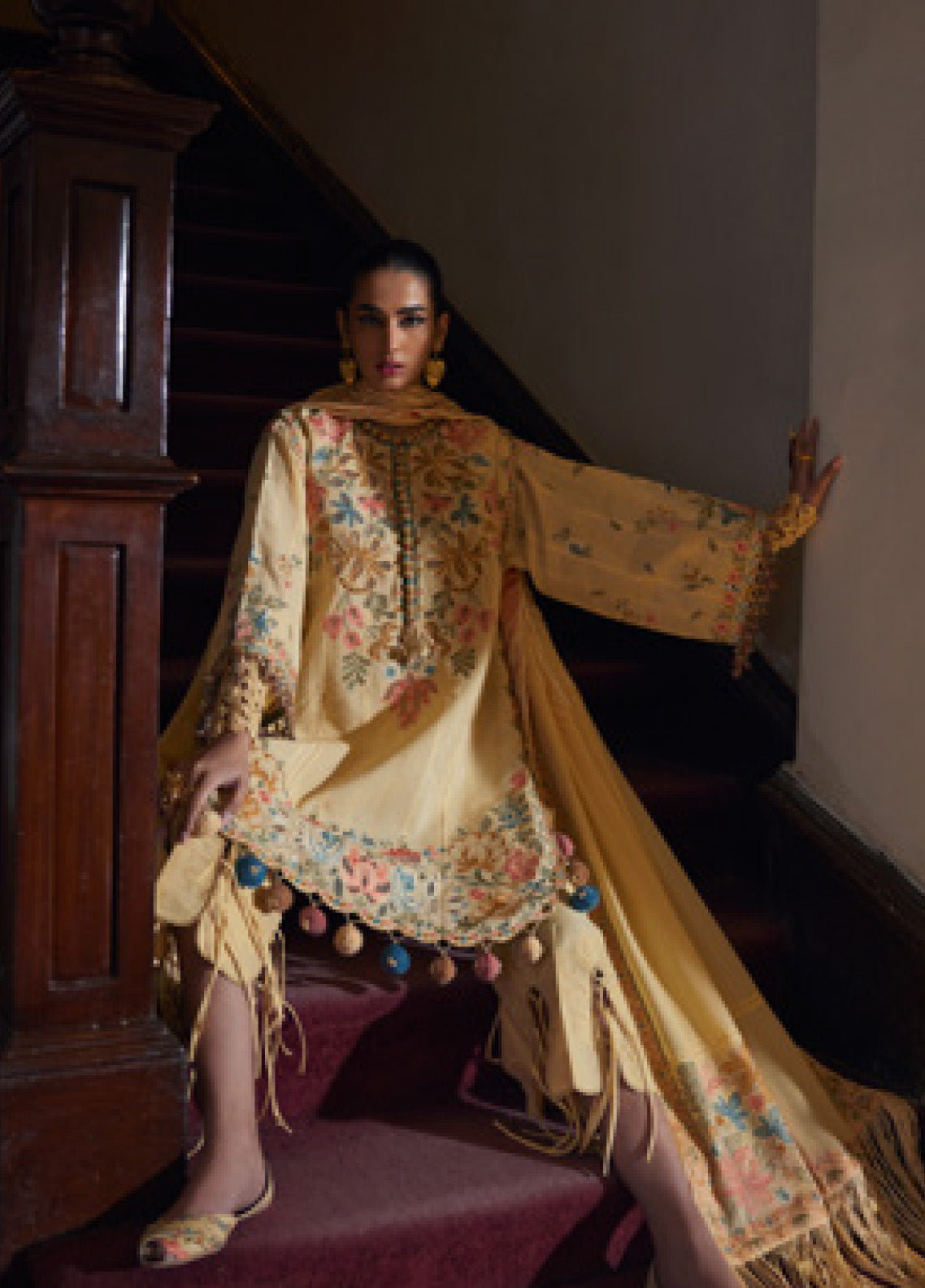Elan Luxury Embroidered Lawn 3 Piece Unstitched Suit EL25LL ZAHARA EL25-07 A Elan Luxury Embroidered Lawn 3 Piece Unstitched Suit EL25LL ZAHARA EL25-07 A