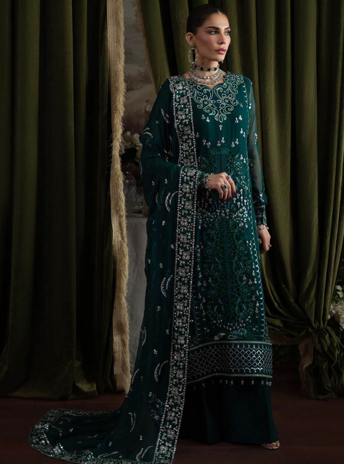 Elanora By Nureh Luxury Embroidered Chiffon 4 Piece Unstitched Suit NU25ELCV2 D-NEL-77 Elanora By Nureh Luxury Embroidered Chiffon 4 Piece Unstitched Suit NU25ELCV2 D-NEL-77