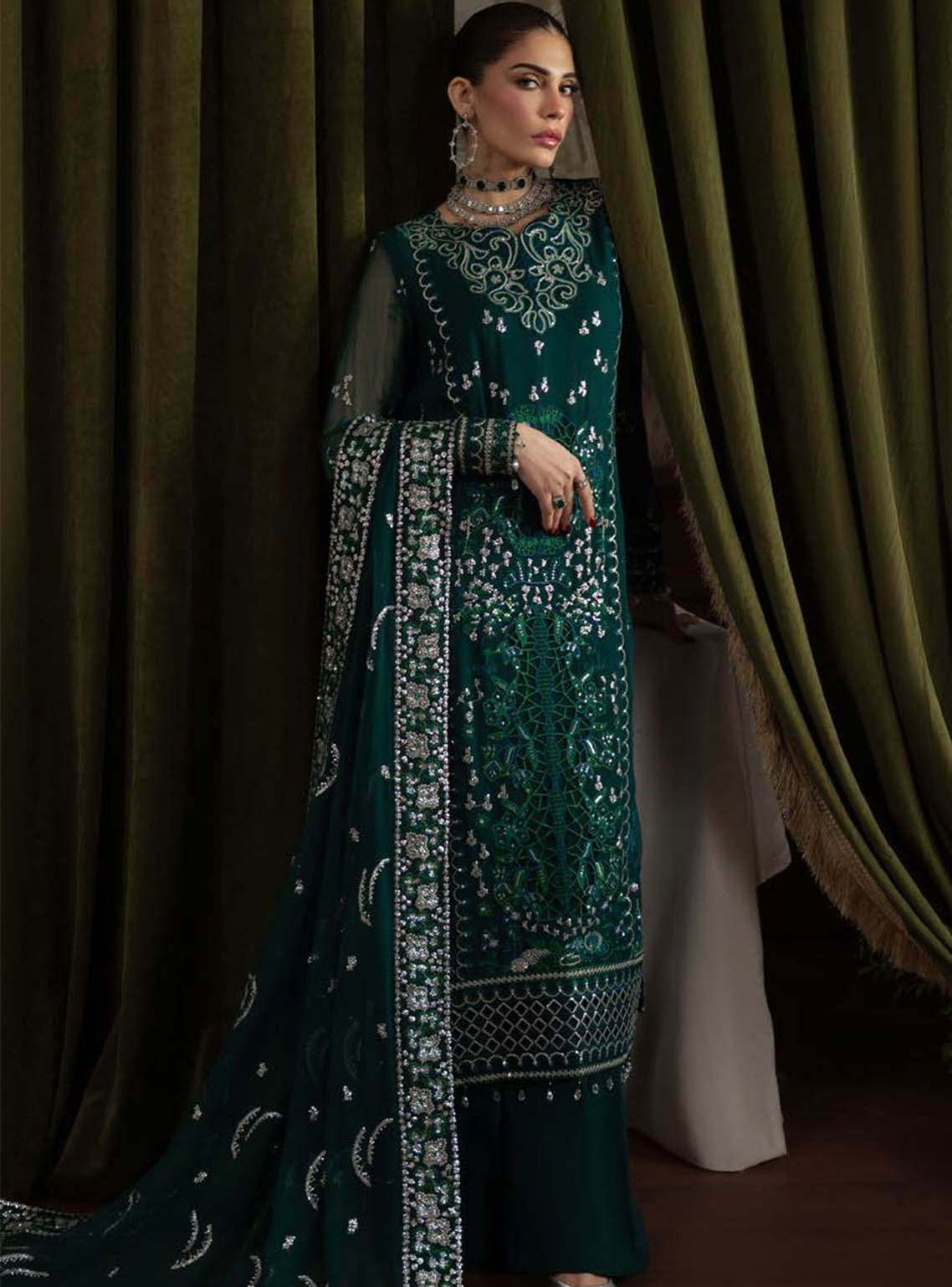 Elanora By Nureh Luxury Embroidered Chiffon 4 Piece Unstitched Suit NU25ELCV2 D-NEL-77 Elanora By Nureh Luxury Embroidered Chiffon 4 Piece Unstitched Suit NU25ELCV2 D-NEL-77