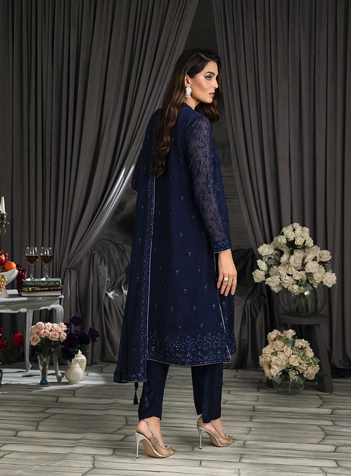 Elegance By LSM Lakhany Embroidered Chiffon 4 Piece Unstitched Suit LSM25EEC D-LG-IZ-0167 Elegance By LSM Lakhany Embroidered Chiffon 4 Piece Unstitched Suit LSM25EEC D-LG-IZ-0167