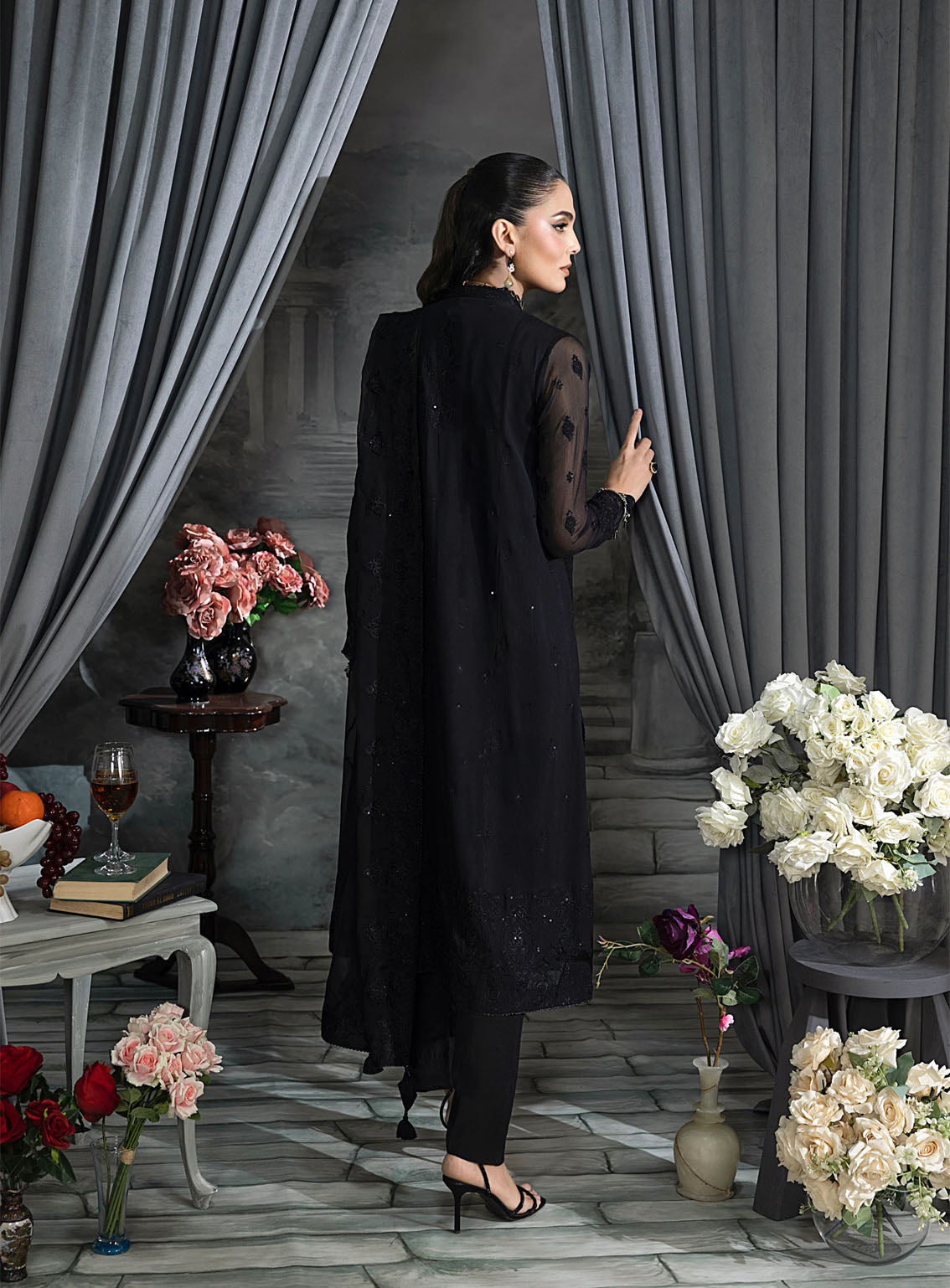 Elegance By LSM Lakhany Embroidered Chiffon 4 Piece Unstitched Suit LSM25EEC D-LG-UB-0049 Elegance By LSM Lakhany Embroidered Chiffon 4 Piece Unstitched Suit LSM25EEC D-LG-UB-0049