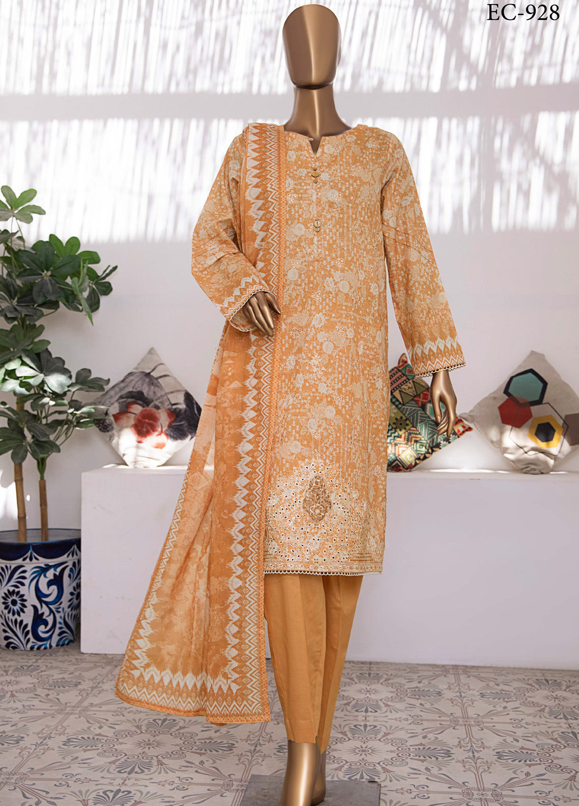 Elegant By HZ Textile Embroidered Lawn 3 Piece Unstitched Suit HZ25EE EC-928 Elegant By HZ Textile Embroidered Lawn 3 Piece Unstitched Suit HZ25EE EC-928