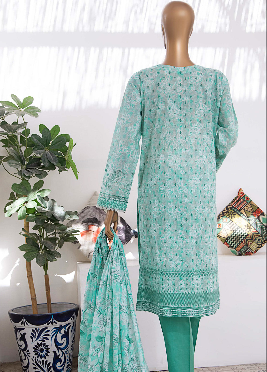 Elegant By HZ Textile Embroidered Lawn 3 Piece Unstitched Suit HZ25EE EC-930 Elegant By HZ Textile Embroidered Lawn 3 Piece Unstitched Suit HZ25EE EC-930