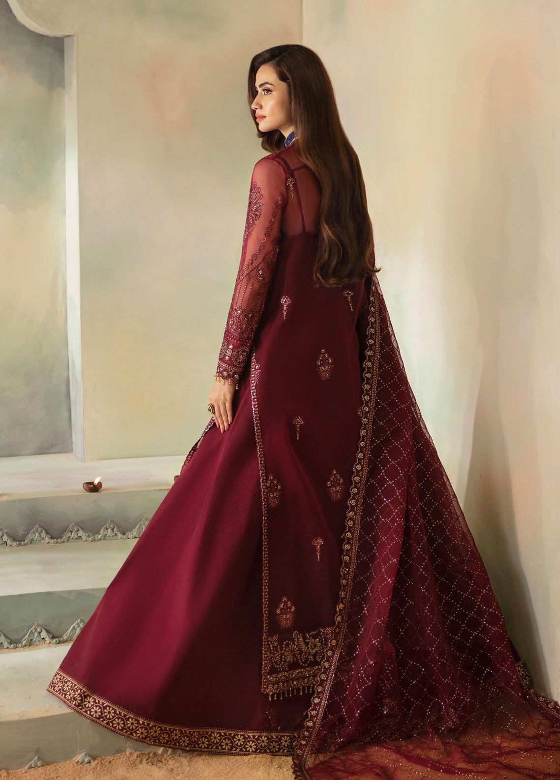 Elena By Saad Shaikh Embroidered Organza 3 Piece Unstitched Suit SSK24EW D-LEILA Elena By Saad Shaikh Embroidered Organza 3 Piece Unstitched Suit SSK24EW D-LEILA