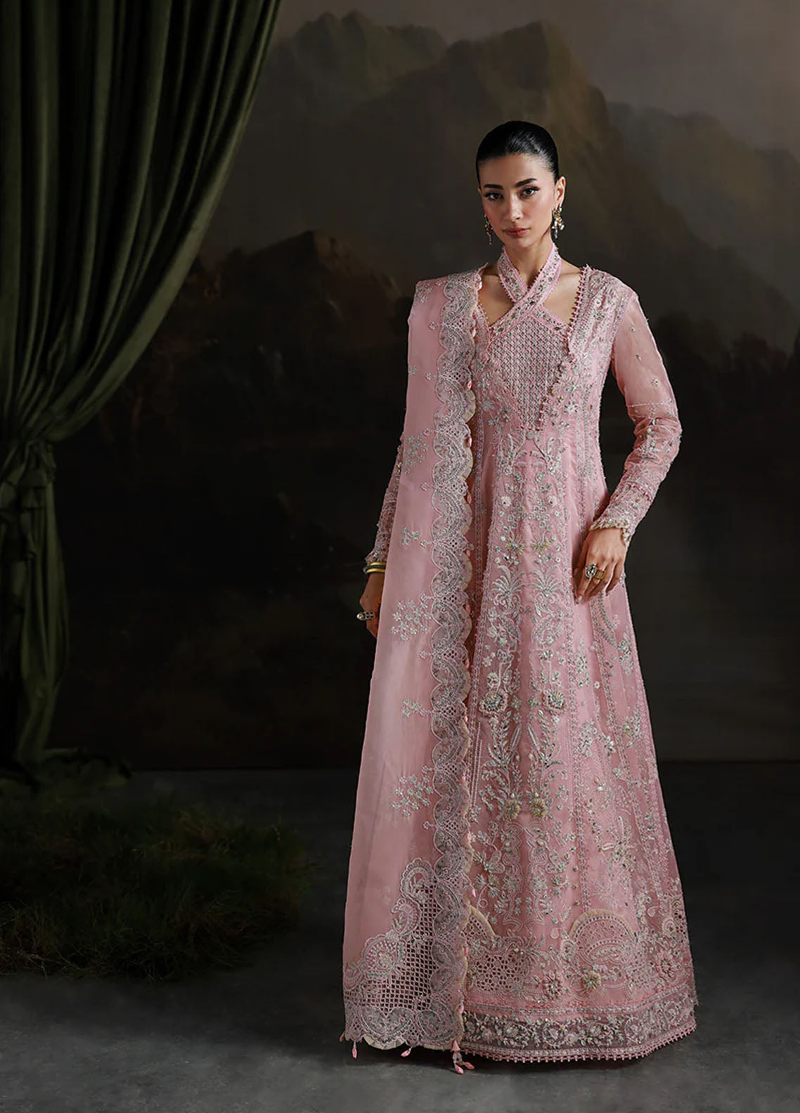 Elirah By Qalamkar Embroidered Organza 3 Piece Unstitched Suit QLM25EF D-MF-03 BLUSH REVERIE Elirah By Qalamkar Embroidered Organza 3 Piece Unstitched Suit QLM25EF D-MF-03 BLUSH REVERIE