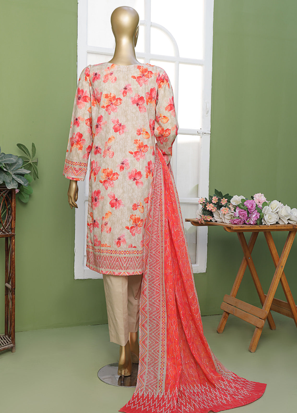 Elite By HZ Textile Embroidered Lawn 3 Piece Unstitched Suit HZ25E EC-210 Elite By HZ Textile Embroidered Lawn 3 Piece Unstitched Suit HZ25E EC-210