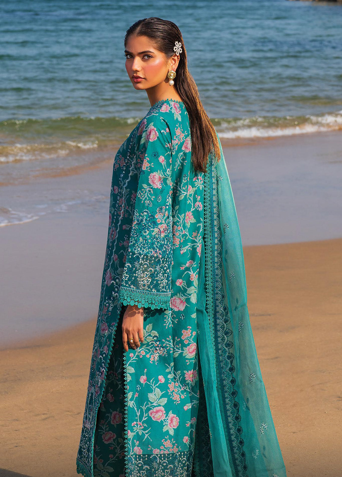 Endless By Afrozeh Embroidered Lawn 3 Piece Unstitched Suit AF25ES D-10 PLUSH Endless By Afrozeh Embroidered Lawn 3 Piece Unstitched Suit AF25ES D-10 PLUSH