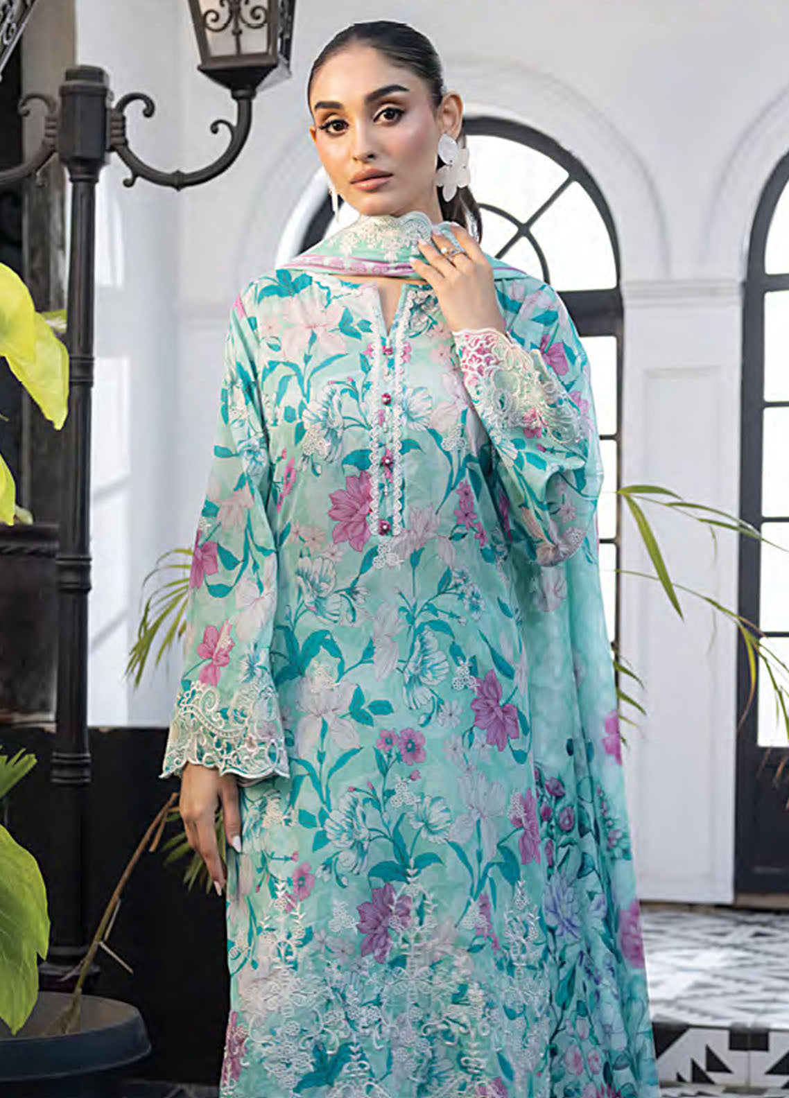 Essentials By LSM Lakhany Embroidered Lawn 3 Piece Unstitched Suit LSM25EEL LG-RL-0210 Essentials By LSM Lakhany Embroidered Lawn 3 Piece Unstitched Suit LSM25EEL LG-RL-0210