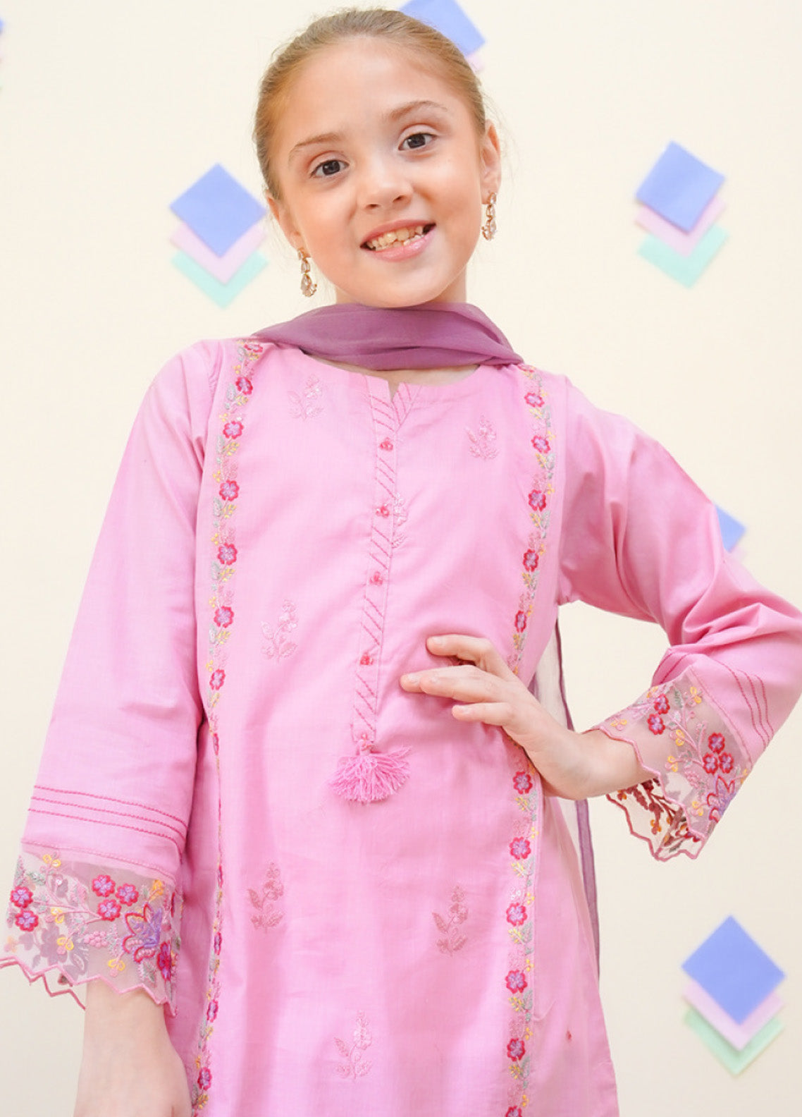 Farshi By Shanzey Embroidered Lawn Cotton Suits Stitched 3 Piece For Girls S25FLE SHK-4434 Farshi By Shanzey Embroidered Lawn Cotton Suits Stitched 3 Piece For Girls S25FLE SHK-4434