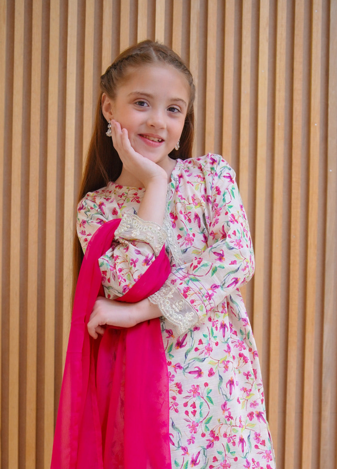 Farshi By Shanzey Embroidered Lawn Suits Stitched 3 Piece For Girls S25FLE SHK-4425 Farshi By Shanzey Embroidered Lawn Suits Stitched 3 Piece For Girls S25FLE SHK-4425