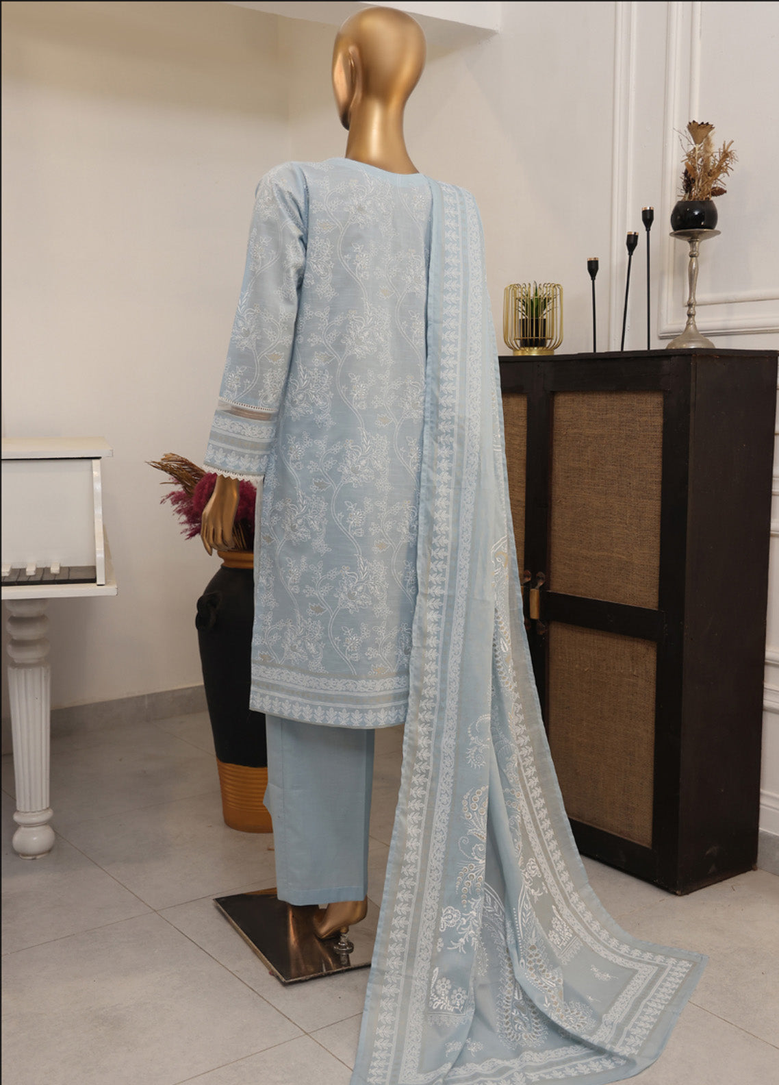 Festive Hues By HZ Textile Printed Lawn 3 Piece Stitched Suit HZ25FH SSP-021 Festive Hues By HZ Textile Printed Lawn 3 Piece Stitched Suit HZ25FH SSP-021