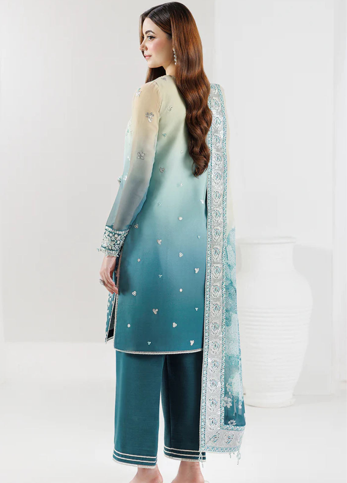 Fiorella By Farasha Embroidered Chiffon 3 Piece Unstitched Suit FSH26FF D-06 AZURE PEARL Fiorella By Farasha Embroidered Chiffon 3 Piece Unstitched Suit FSH26FF D-06 AZURE PEARL