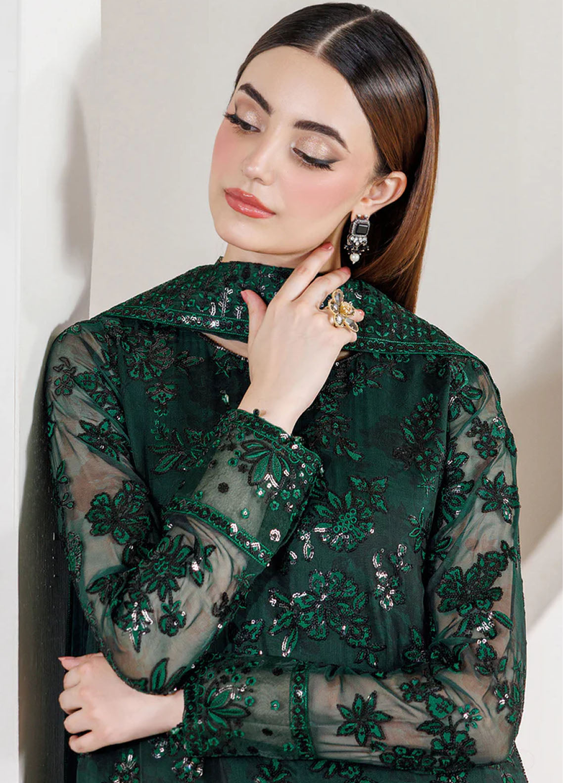 Fiorella By Farasha Embroidered Chiffon 3 Piece Unstitched Suit FSH26FF D-07 JADE MAJESTY Fiorella By Farasha Embroidered Chiffon 3 Piece Unstitched Suit FSH26FF D-07 JADE MAJESTY