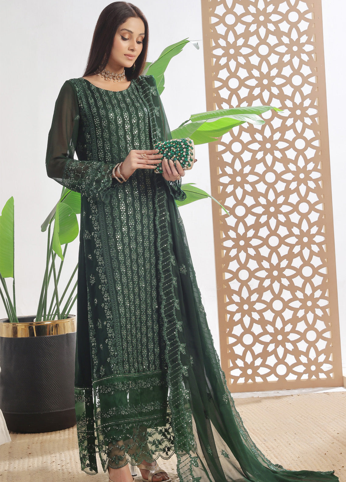 Fleur By Soghat Creation Embroidered Chiffon 3 Piece Unstitched Suit SC25FV2 D-05 Fleur By Soghat Creation Embroidered Chiffon 3 Piece Unstitched Suit SC25FV2 D-05