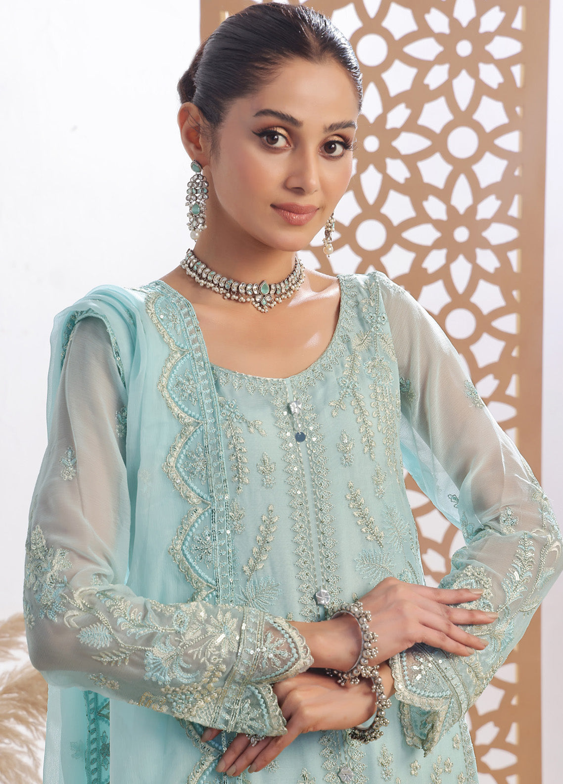 Fleur By Soghat Creation Embroidered Chiffon 3 Piece Unstitched Suit SC25FV2 D-08 Fleur By Soghat Creation Embroidered Chiffon 3 Piece Unstitched Suit SC25FV2 D-08