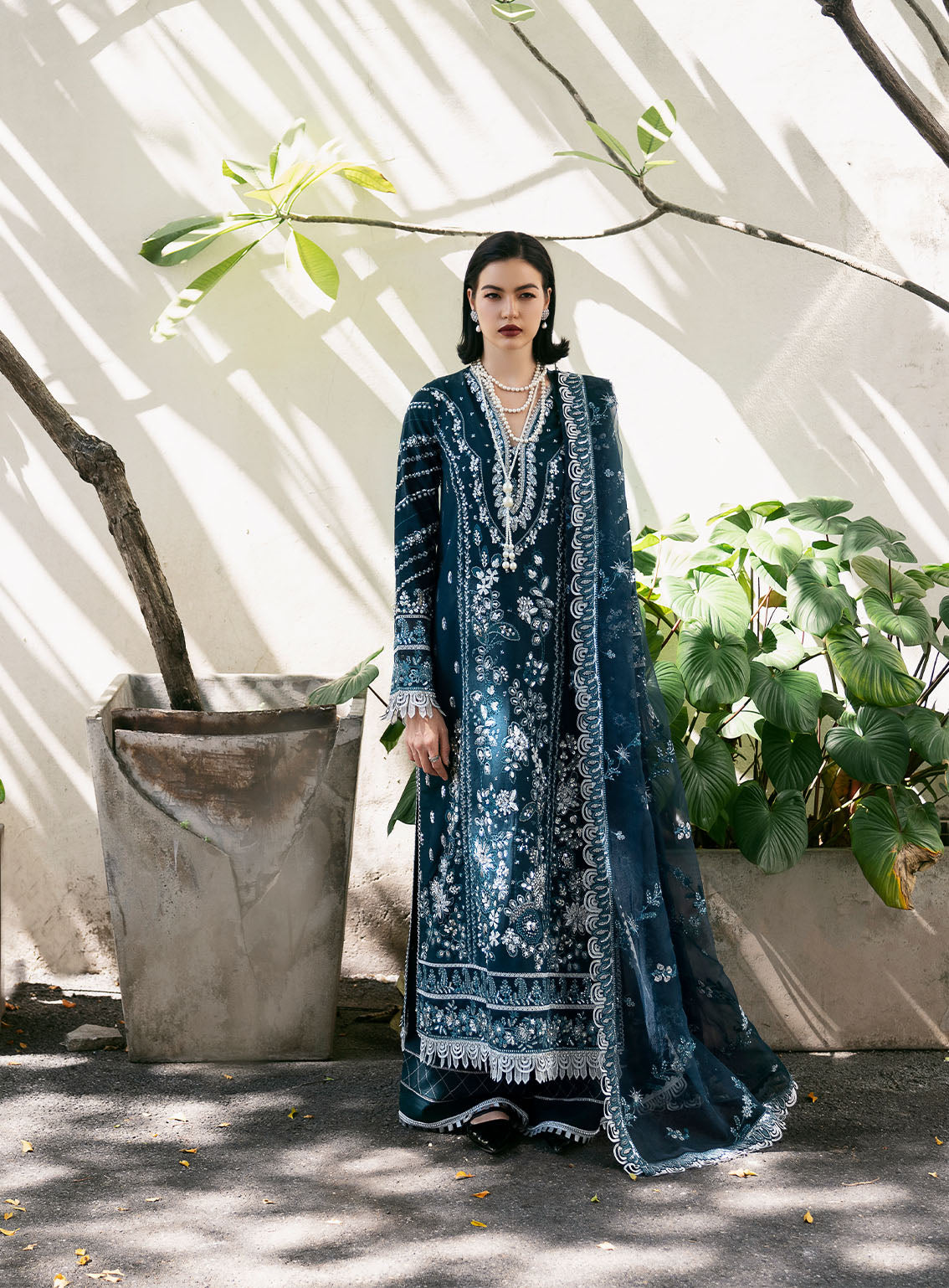 Fleurie By Saad Shaikh Luxury Embroidered Raw Silk 4 Piece Unstitched Suit 4 Piece SSK24F BELLE Fleurie By Saad Shaikh Luxury Embroidered Raw Silk 4 Piece Unstitched Suit 4 Piece SSK24F BELLE