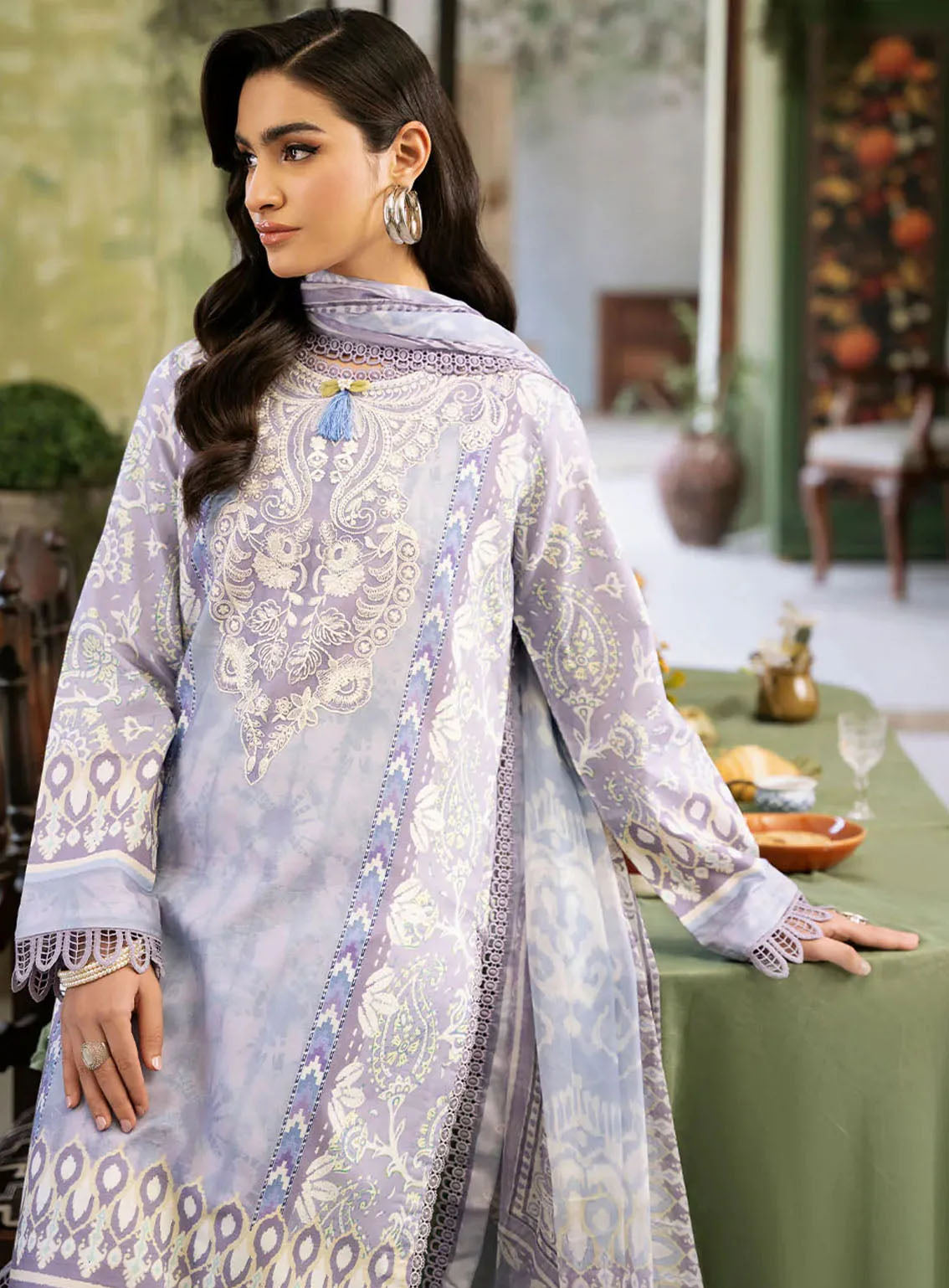 Flora By Roheenaz Embroidered Lawn 3 Piece Unstitched Suit RNZ24F RNP-02B LUMINA Flora By Roheenaz Embroidered Lawn 3 Piece Unstitched Suit RNZ24F RNP-02B LUMINA