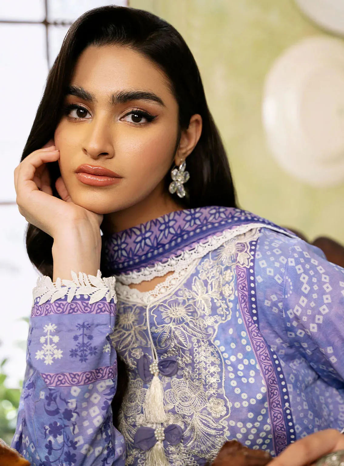 Flora By Roheenaz Embroidered Lawn 3 Piece Unstitched Suit RNZ24F RNP-03A CELESTIA Flora By Roheenaz Embroidered Lawn 3 Piece Unstitched Suit RNZ24F RNP-03A CELESTIA