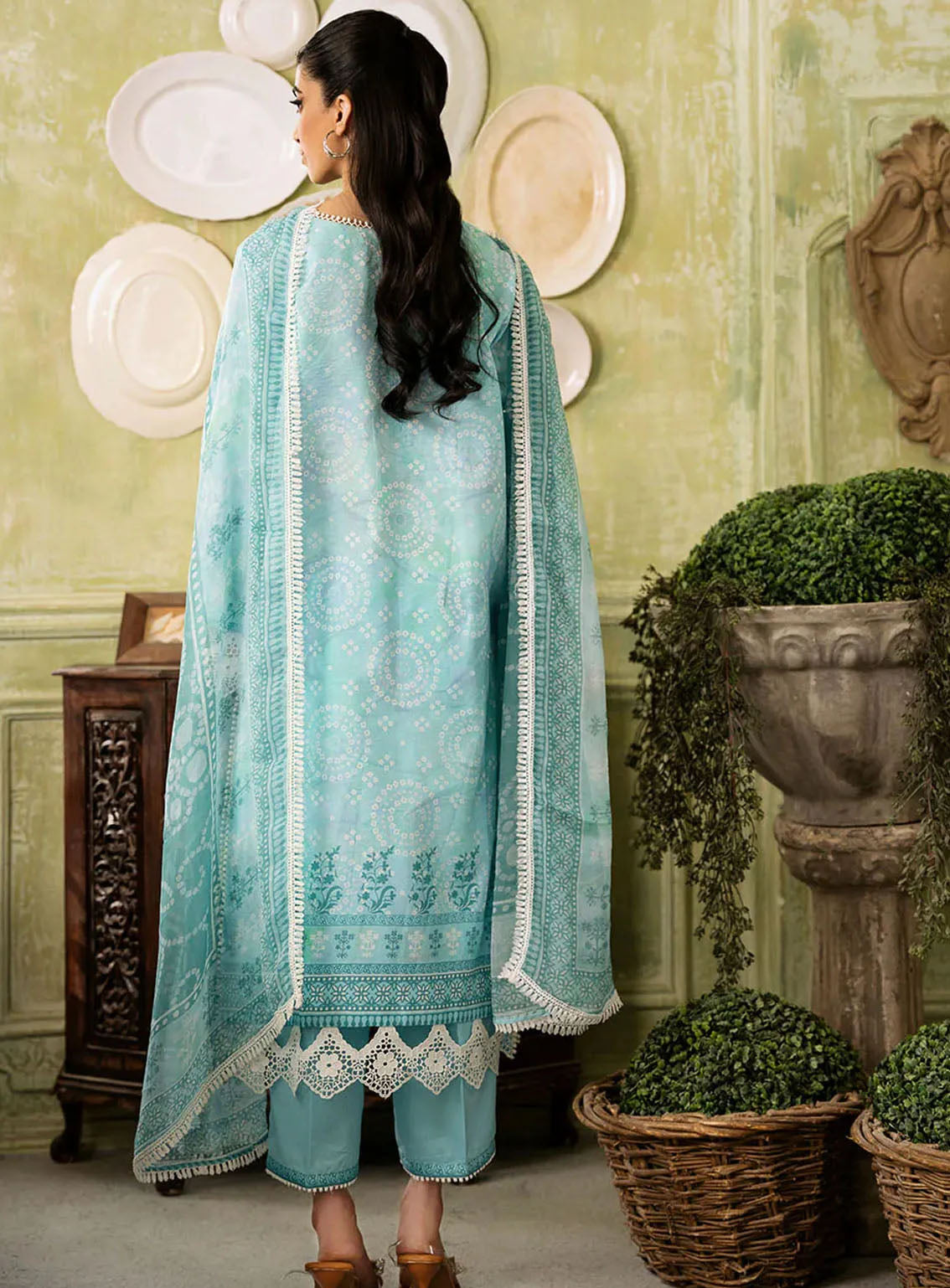 Flora By Roheenaz Embroidered Lawn 3 Piece Unstitched Suit RNZ24F RNP-03B MIRAGE Flora By Roheenaz Embroidered Lawn 3 Piece Unstitched Suit RNZ24F RNP-03B MIRAGE