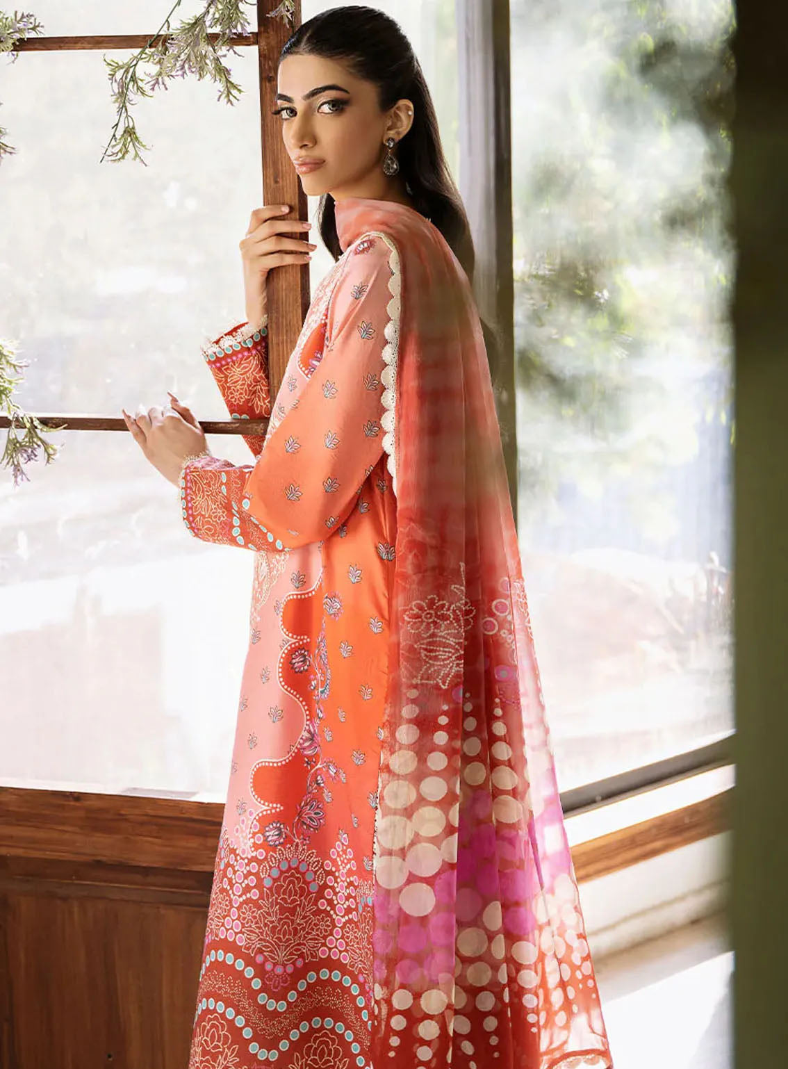 Flora By Roheenaz Embroidered Lawn 3 Piece Unstitched Suit RNZ24F RNP-04B SERENADE Flora By Roheenaz Embroidered Lawn 3 Piece Unstitched Suit RNZ24F RNP-04B SERENADE