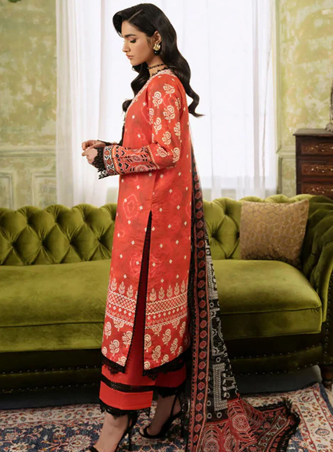 Flora By Roheenaz Embroidered Lawn 3 Piece Unstitched Suit RNZ24F RNP-08A SOLSTICE Flora By Roheenaz Embroidered Lawn 3 Piece Unstitched Suit RNZ24F RNP-08A SOLSTICE