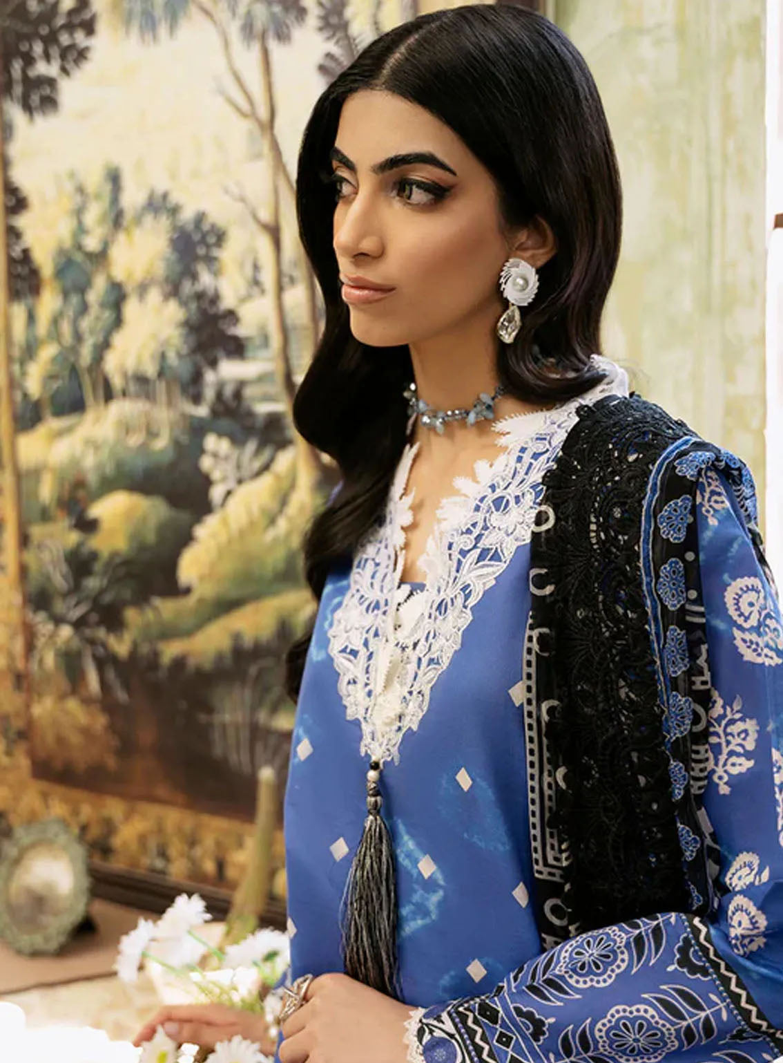 Flora By Roheenaz Embroidered Lawn 3 Piece Unstitched Suit RNZ24F RNP-08B EMBER Flora By Roheenaz Embroidered Lawn 3 Piece Unstitched Suit RNZ24F RNP-08B EMBER