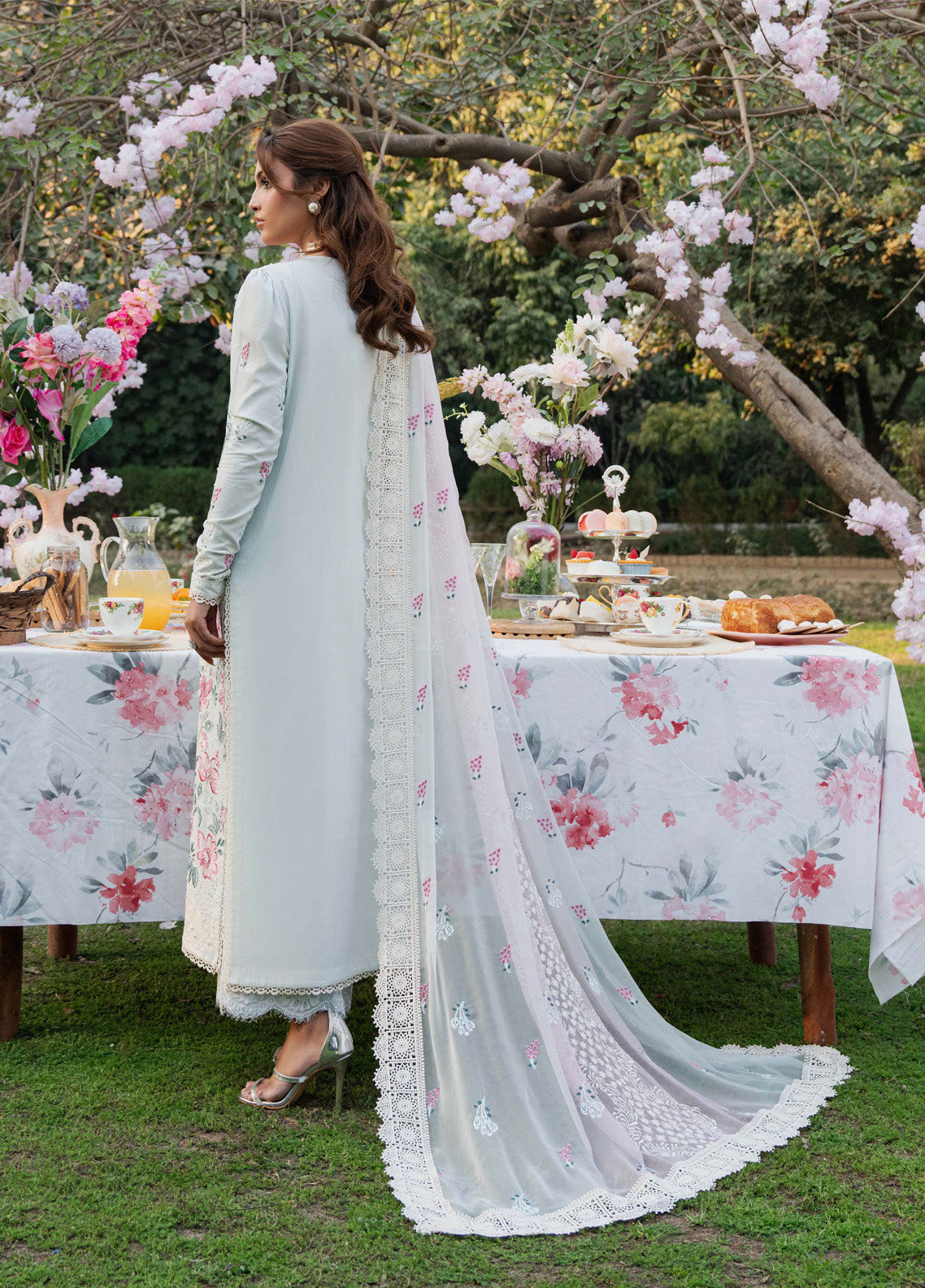 Flora By Zevk Embroidered Lawn 3 Piece Unstitched Suit ZBP25FFL D-JASMINE Flora By Zevk Embroidered Lawn 3 Piece Unstitched Suit ZBP25FFL D-JASMINE