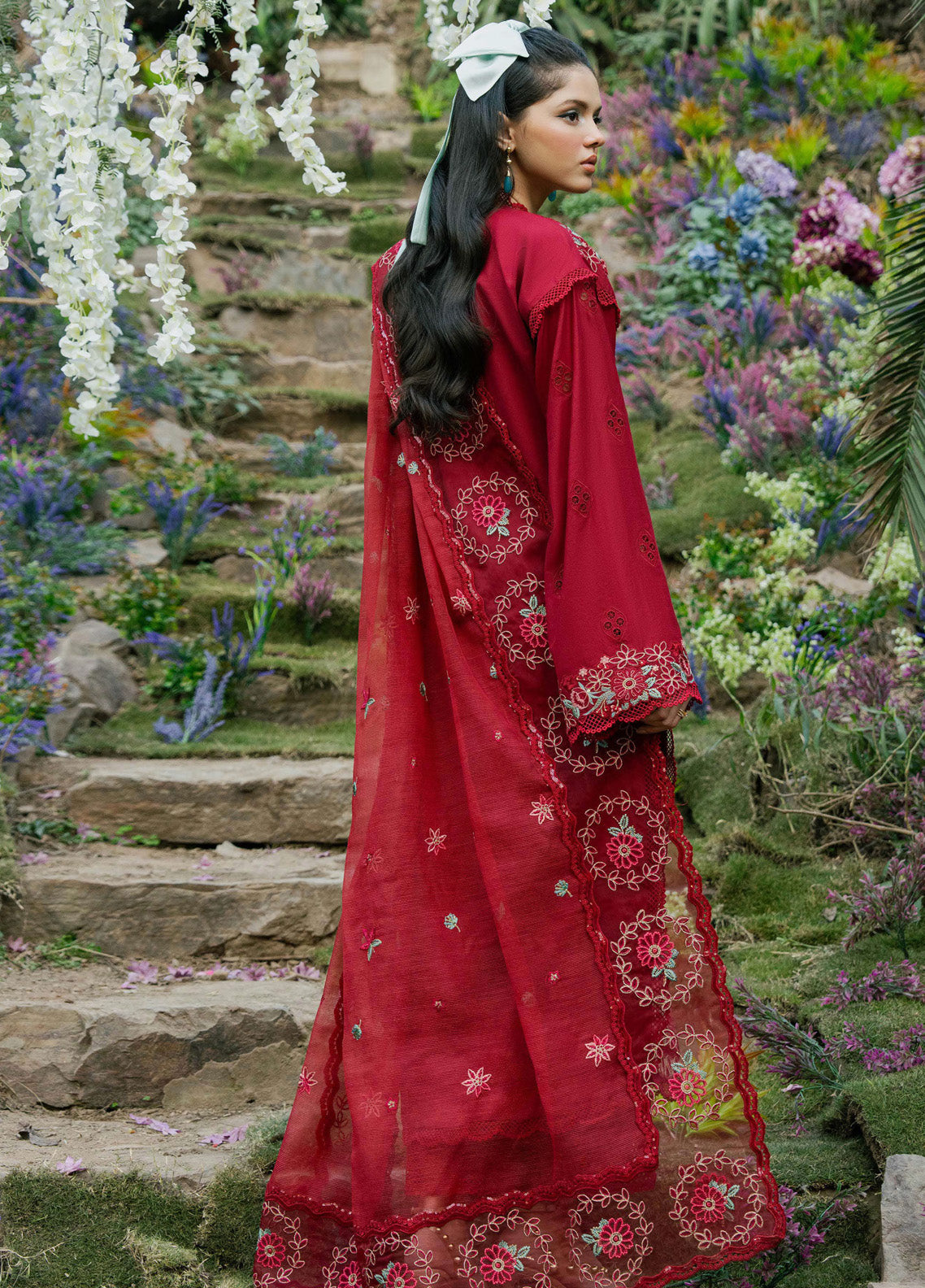 Flora By Zevk Embroidered Lawn 3 Piece Unstitched Suit ZBP25FFL D-RED ROSE Flora By Zevk Embroidered Lawn 3 Piece Unstitched Suit ZBP25FFL D-RED ROSE