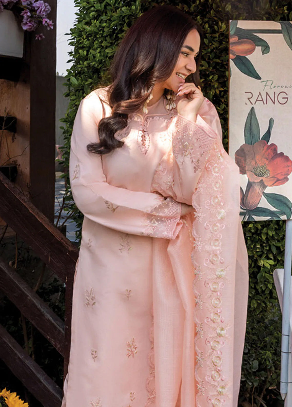 Florence By Rang Rasiya Embroidered Lawn 3 Piece Unstitched Suit RR25FS D-03 ESHAL Florence By Rang Rasiya Embroidered Lawn 3 Piece Unstitched Suit RR25FS D-03 ESHAL