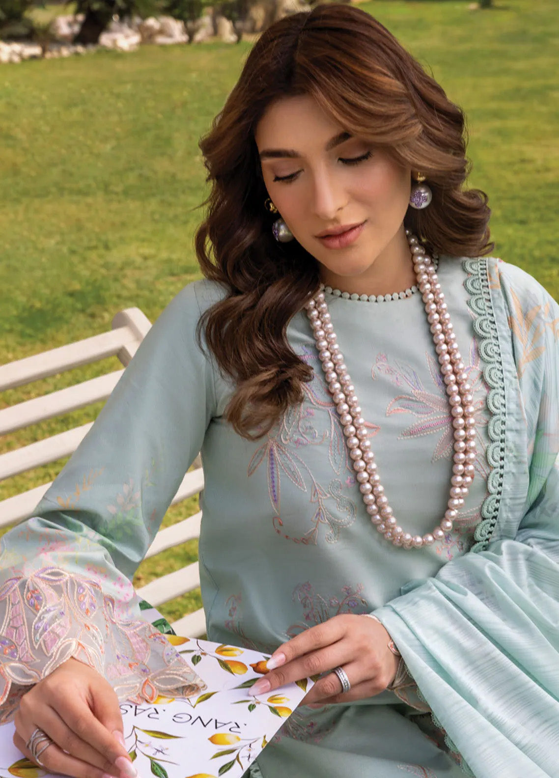 Florence By Rang Rasiya Embroidered Lawn 3 Piece Unstitched Suit RR25FS D-10 SHIREEN Florence By Rang Rasiya Embroidered Lawn 3 Piece Unstitched Suit RR25FS D-10 SHIREEN