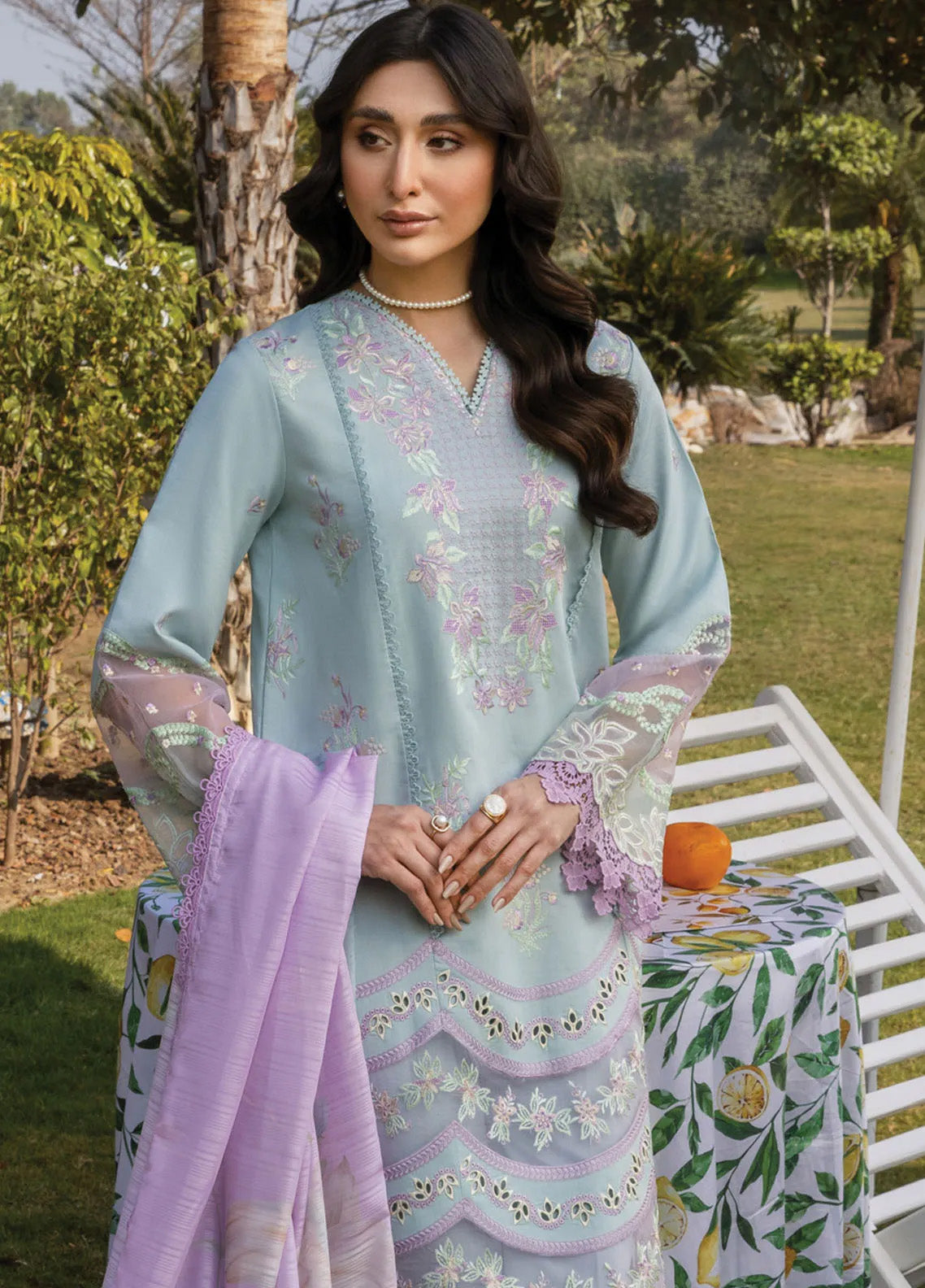 Florence By Rang Rasiya Embroidered Lawn 3 Piece Unstitched Suit RR25FS D-13 ALIZAH Florence By Rang Rasiya Embroidered Lawn 3 Piece Unstitched Suit RR25FS D-13 ALIZAH