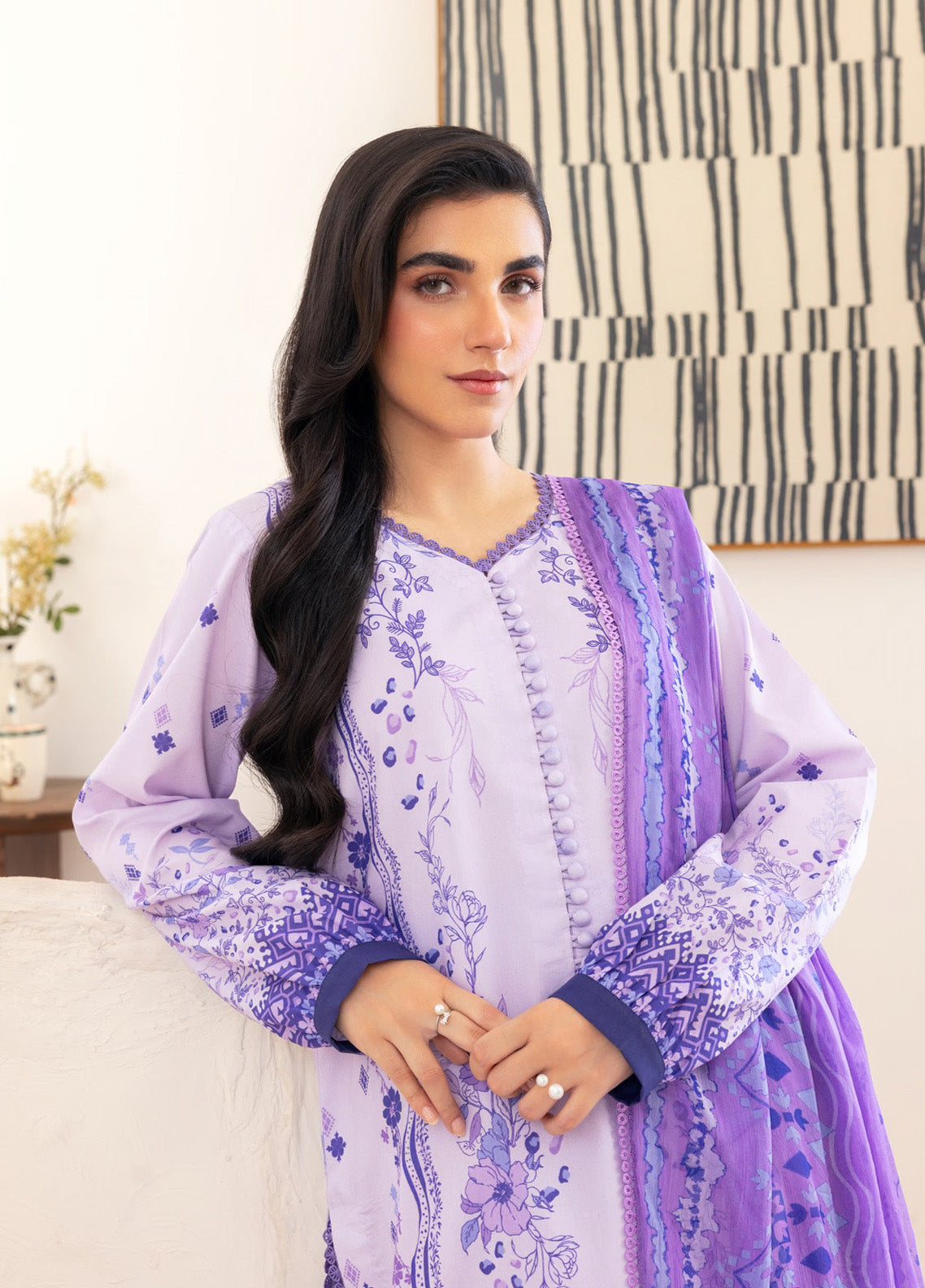 Florent Digital Printed Lawn 3 Piece Unstitched Suit FL25LP D-10 Florent Digital Printed Lawn 3 Piece Unstitched Suit FL25LP D-10