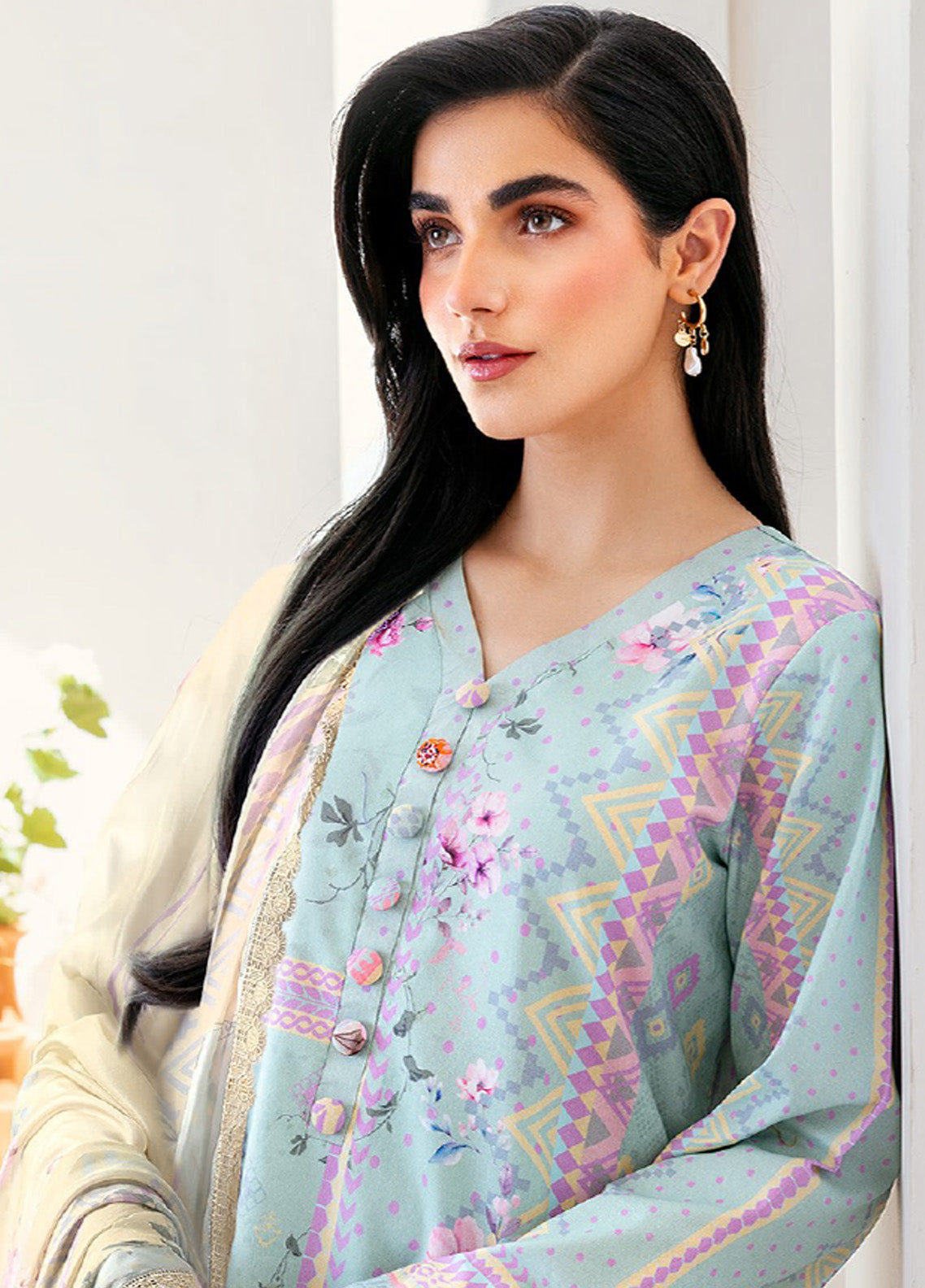 Florent Digital Printed Lawn 3 Piece Unstitched Suit FL25LP D-1A Florent Digital Printed Lawn 3 Piece Unstitched Suit FL25LP D-1A