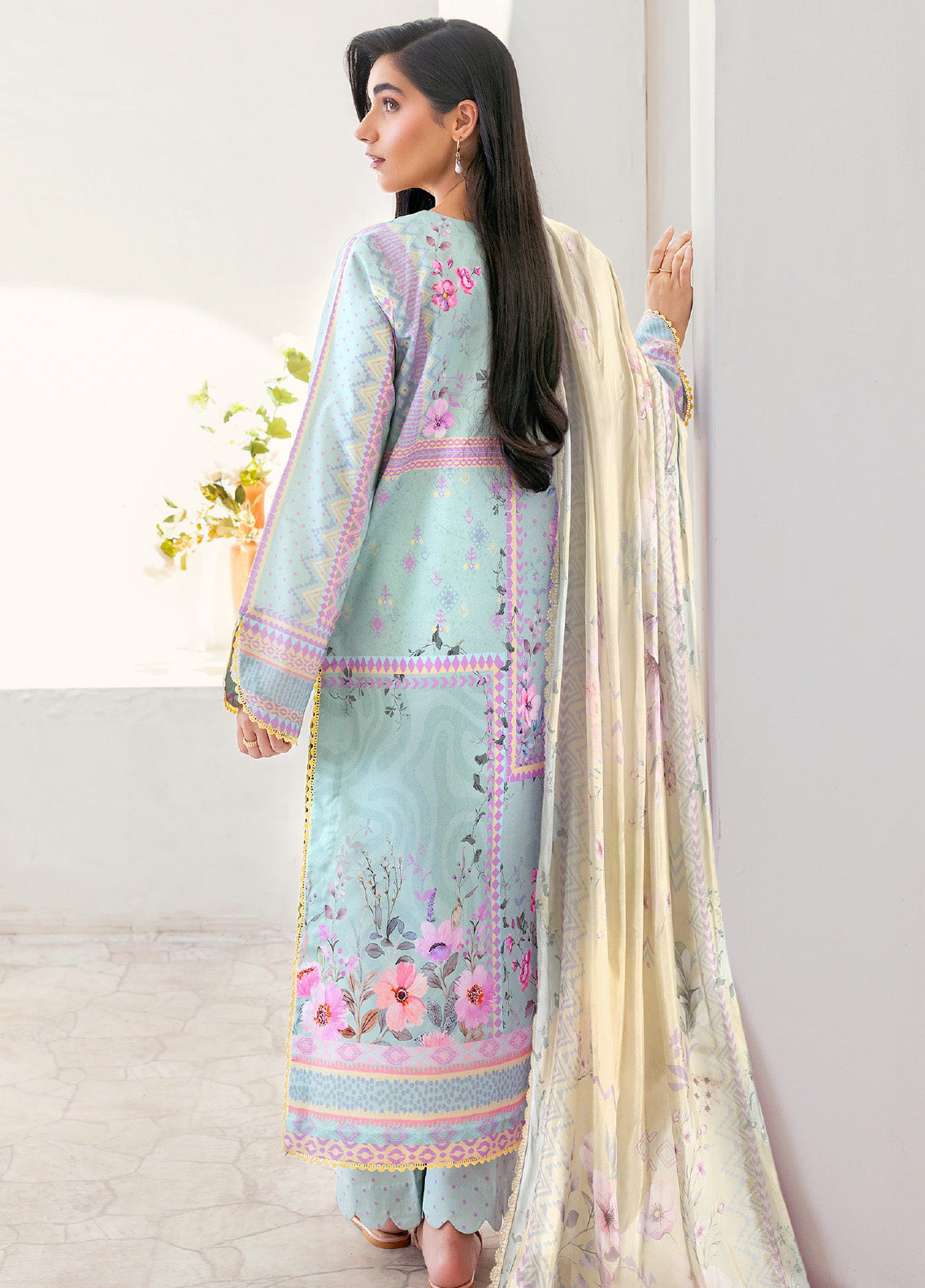 Florent Digital Printed Lawn 3 Piece Unstitched Suit FL25LP D-1A Florent Digital Printed Lawn 3 Piece Unstitched Suit FL25LP D-1A