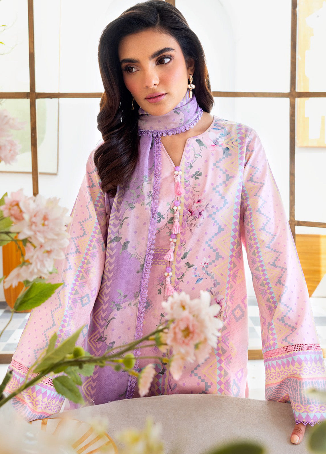 Florent Digital Printed Lawn 3 Piece Unstitched Suit FL25LP D-1B Florent Digital Printed Lawn 3 Piece Unstitched Suit FL25LP D-1B