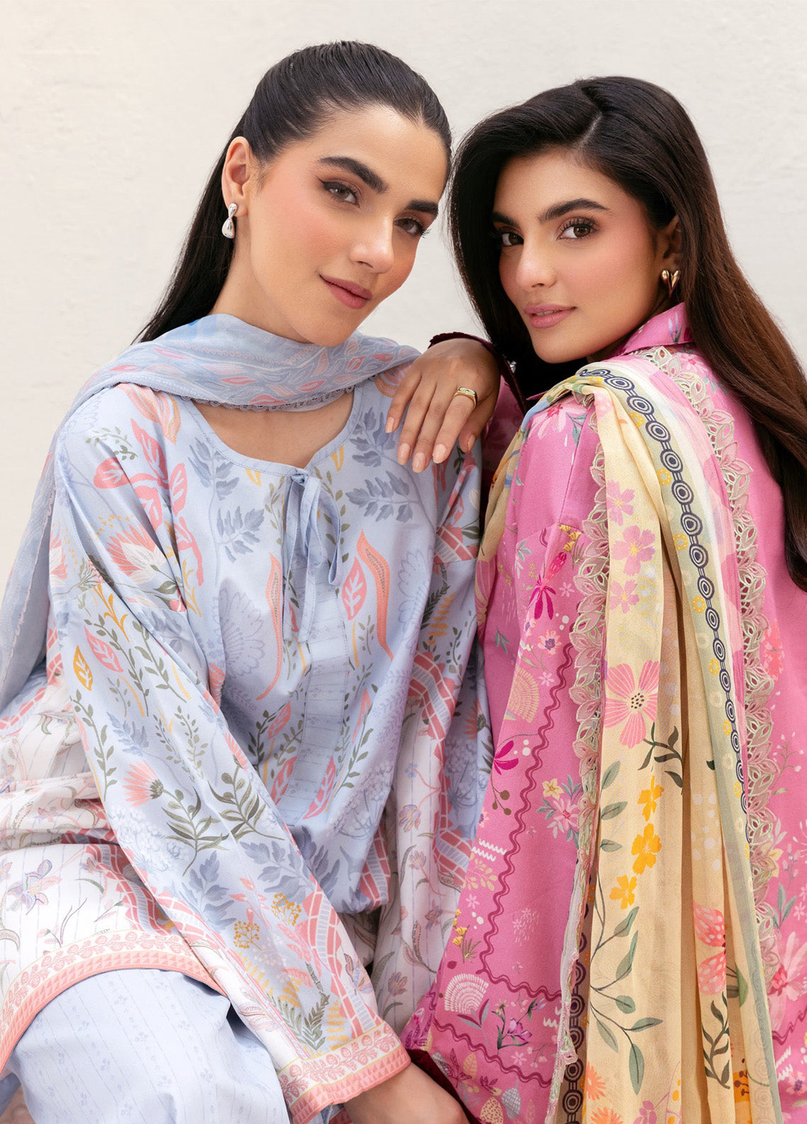 Florent Digital Printed Lawn 3 Piece Unstitched Suit FL25LP D-3B Florent Digital Printed Lawn 3 Piece Unstitched Suit FL25LP D-3B