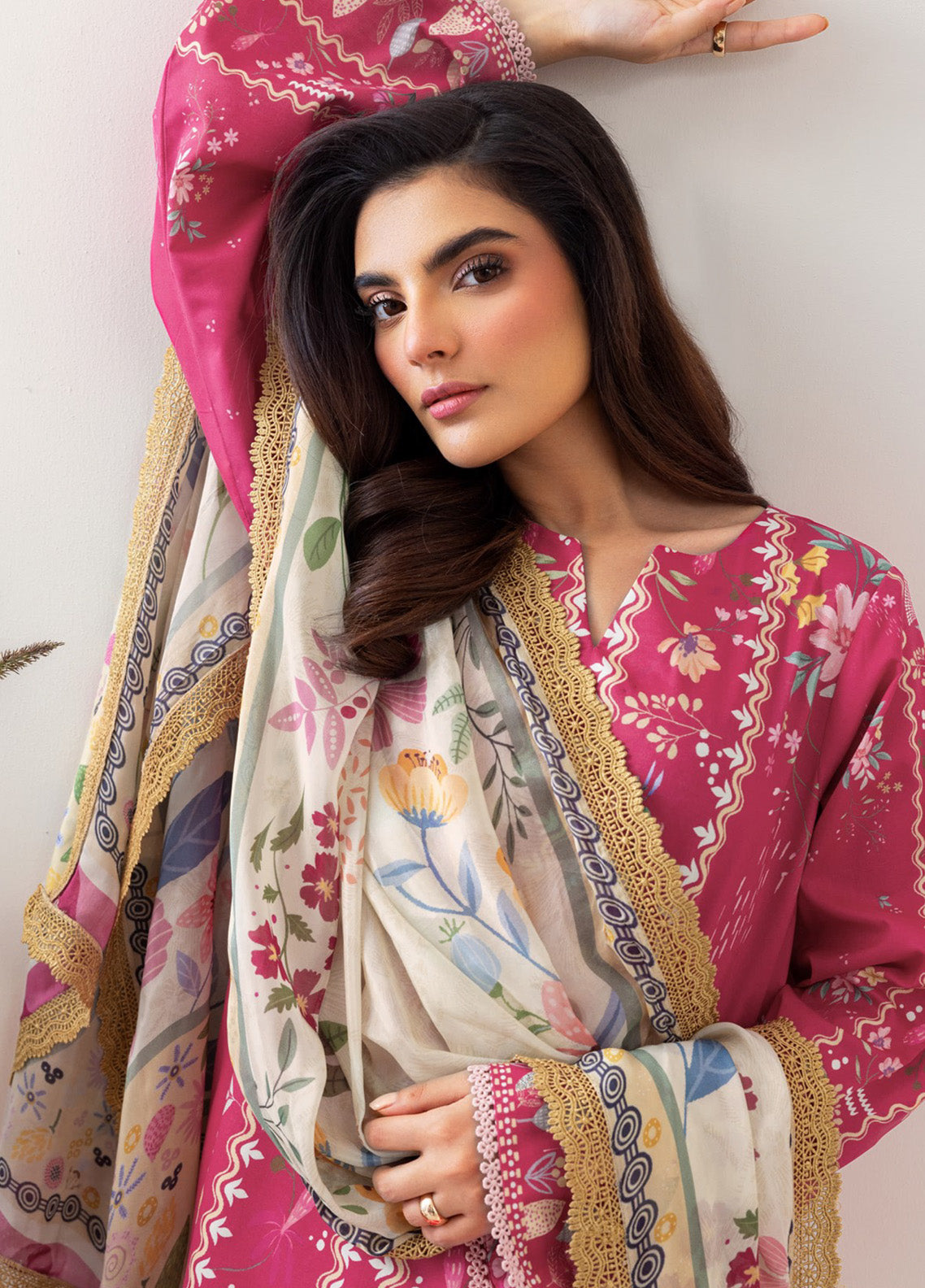 Florent Digital Printed Lawn 3 Piece Unstitched Suit FL25LP D-6A Florent Digital Printed Lawn 3 Piece Unstitched Suit FL25LP D-6A
