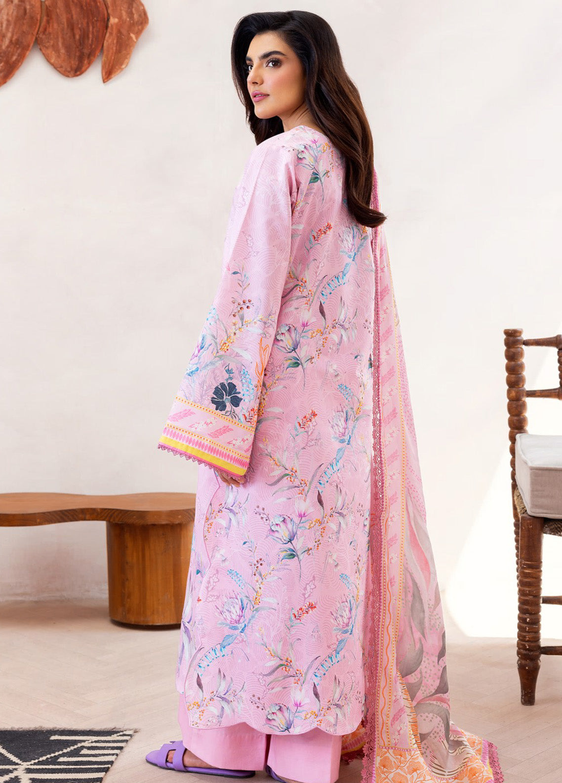 Florent Digital Printed Lawn 3 Piece Unstitched Suit FL25LP D-7B Florent Digital Printed Lawn 3 Piece Unstitched Suit FL25LP D-7B