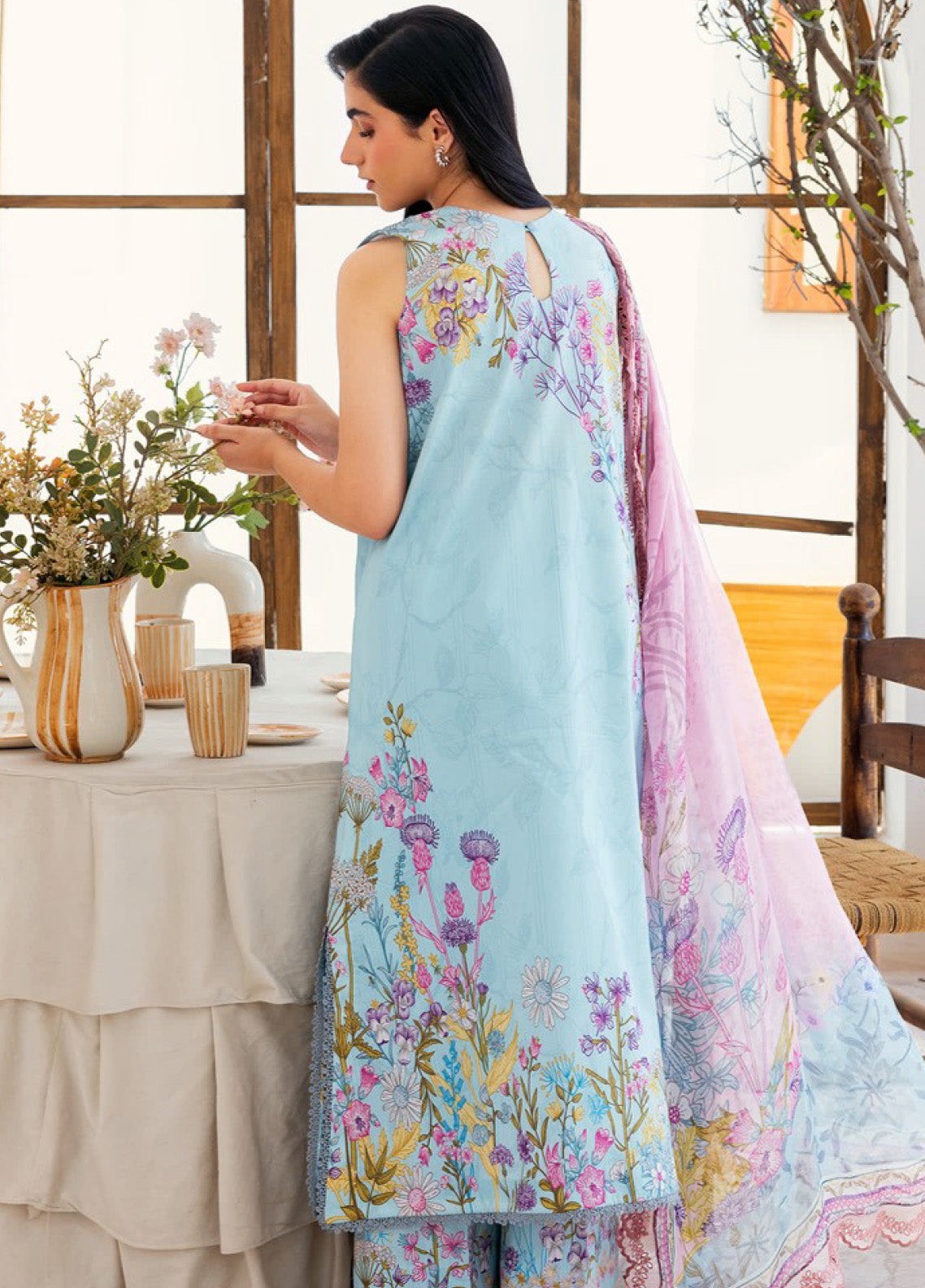 Florent Digital Printed Lawn 3 Piece Unstitched Suit FL25LP D-9 Florent Digital Printed Lawn 3 Piece Unstitched Suit FL25LP D-9