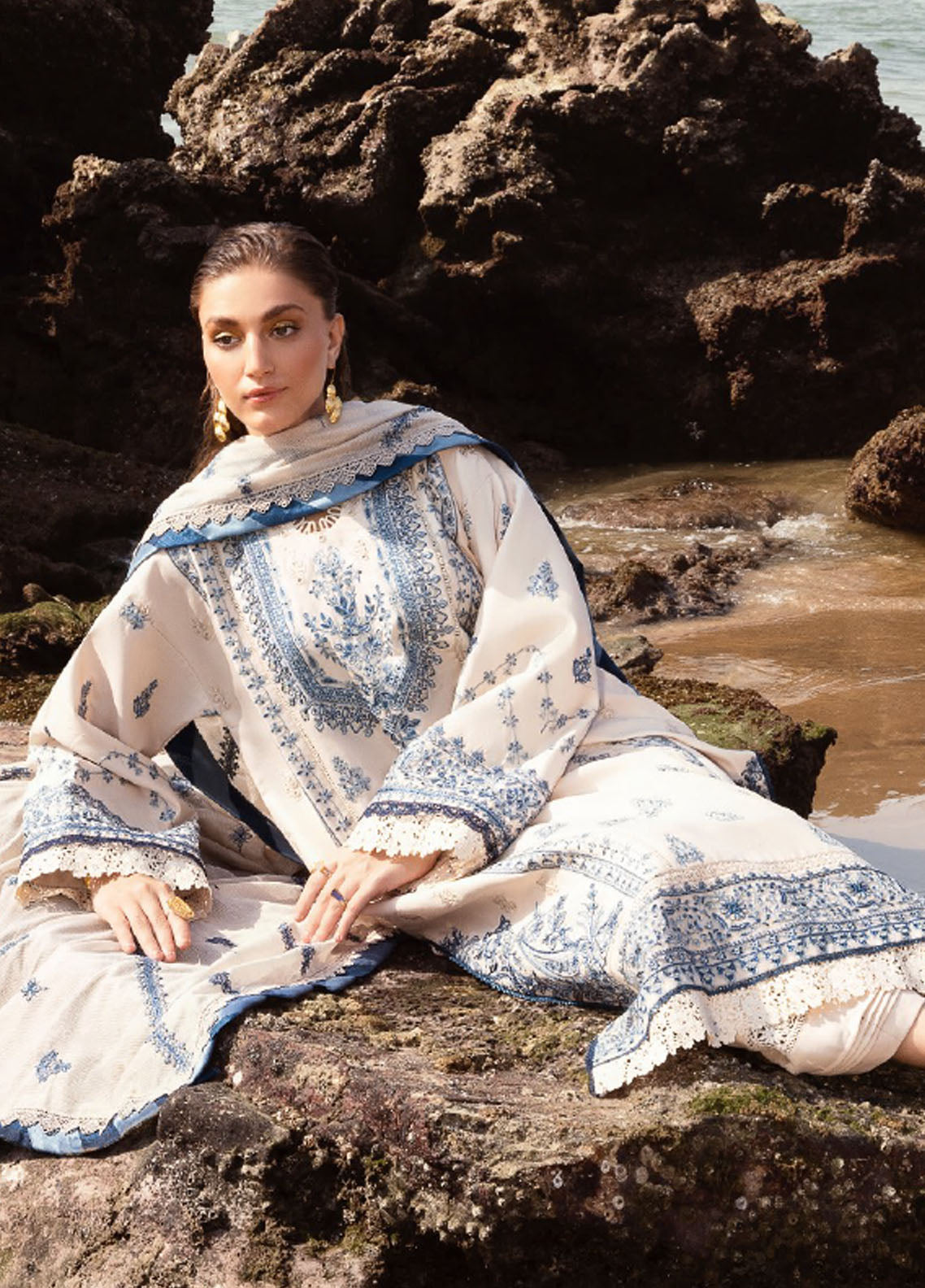 Florent Eid Edit Embroidered Lawn 3 Piece Unstitched Suit FL24EEL D-7A Florent Eid Edit Embroidered Lawn 3 Piece Unstitched Suit FL24EEL D-7A