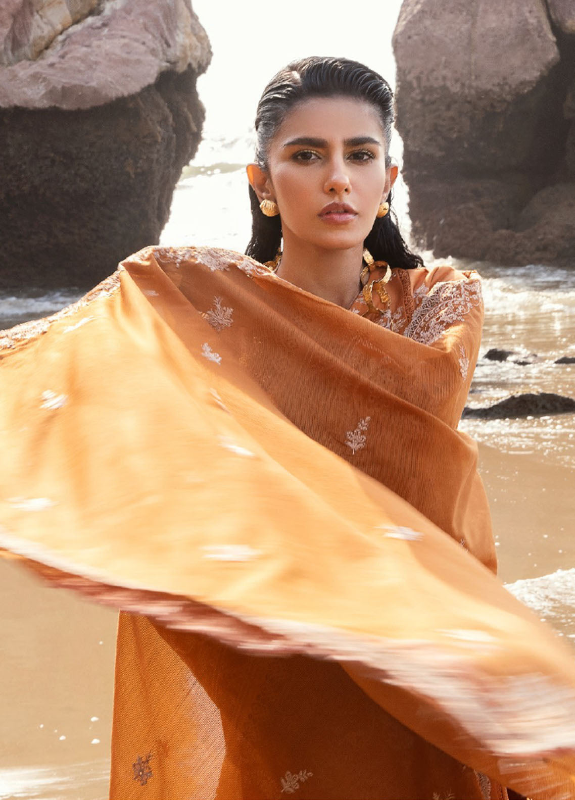 Florent Eid Edit Embroidered Lawn 3 Piece Unstitched Suit FL24EEL D-8B Florent Eid Edit Embroidered Lawn 3 Piece Unstitched Suit FL24EEL D-8B