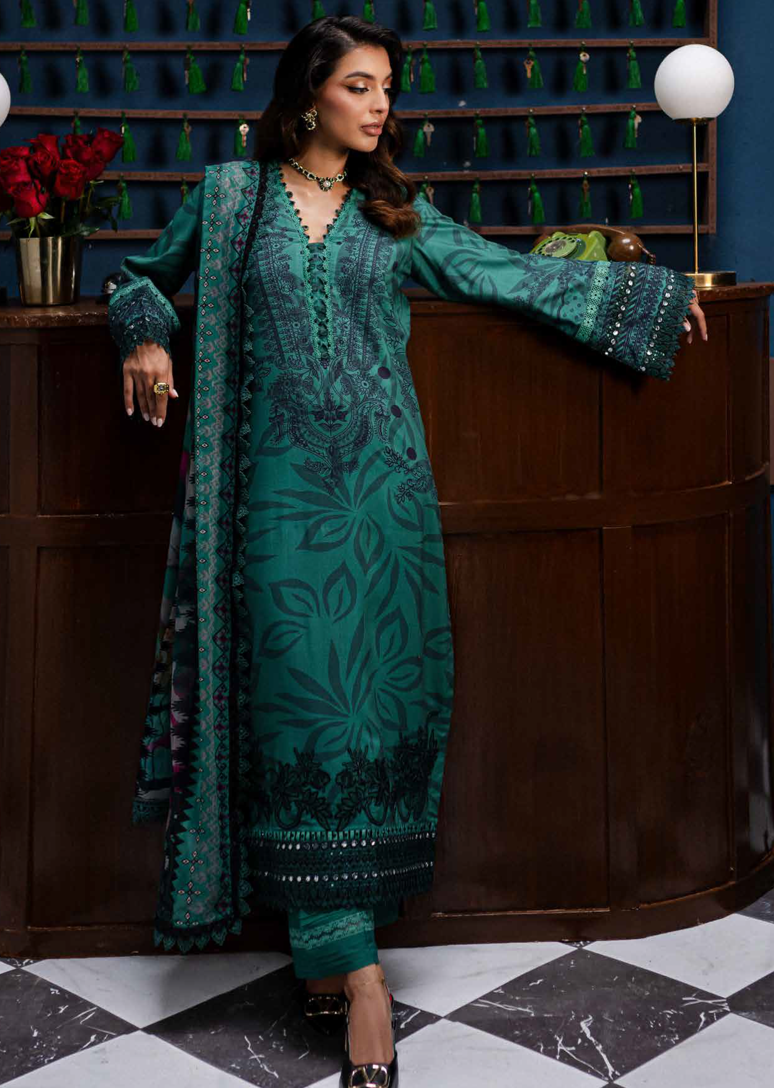 Gardenia By Nureh Embroidered Slub Linen 3 Piece Unstitched Suit NU24GL NSG-160 Gardenia By Nureh Embroidered Slub Linen 3 Piece Unstitched Suit NU24GL NSG-160