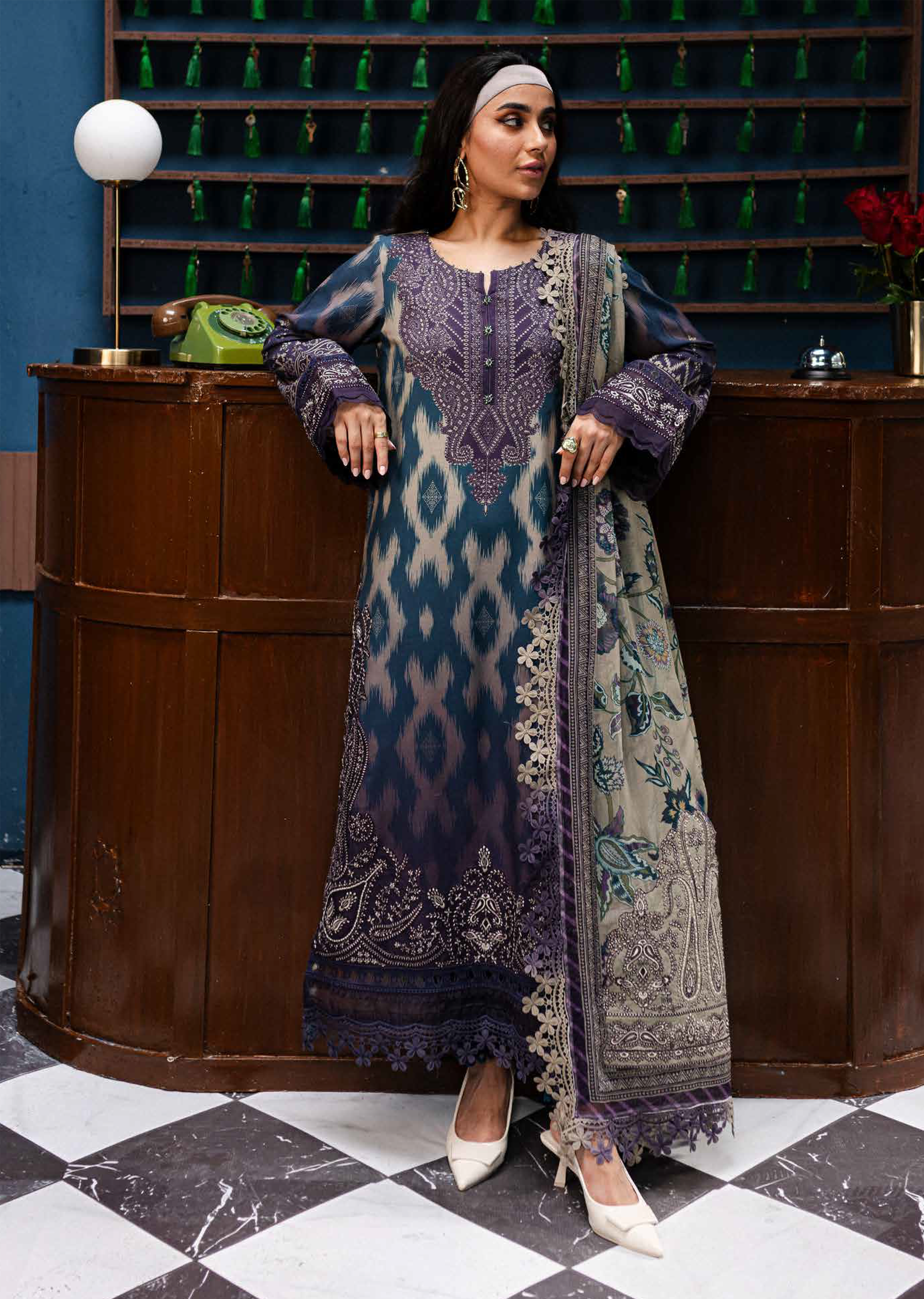 Gardenia By Nureh Embroidered Slub Linen 3 Piece Unstitched Suit NU24GL NSG-164 Gardenia By Nureh Embroidered Slub Linen 3 Piece Unstitched Suit NU24GL NSG-164