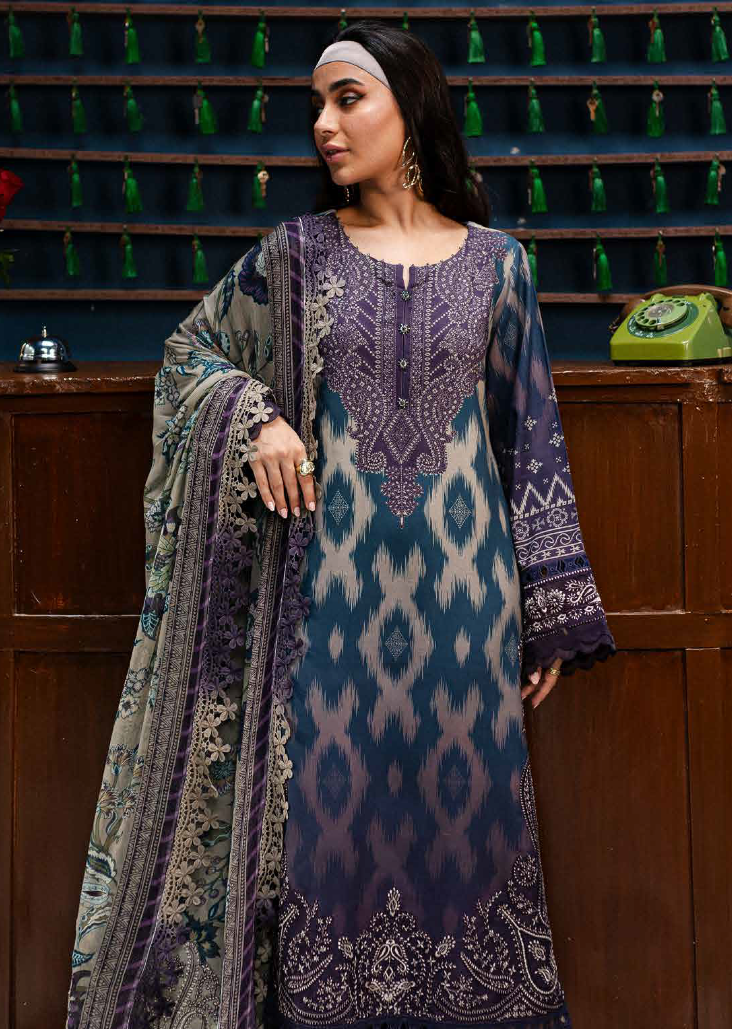 Gardenia By Nureh Embroidered Slub Linen 3 Piece Unstitched Suit NU24GL NSG-164 Gardenia By Nureh Embroidered Slub Linen 3 Piece Unstitched Suit NU24GL NSG-164