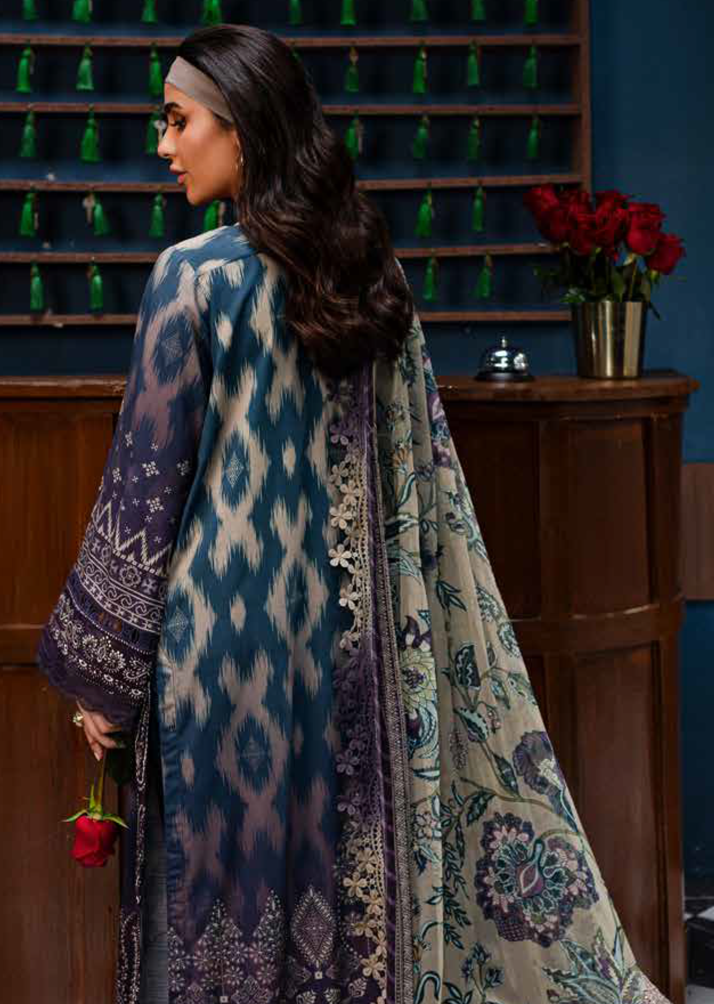 Gardenia By Nureh Embroidered Slub Linen 3 Piece Unstitched Suit NU24GL NSG-164 Gardenia By Nureh Embroidered Slub Linen 3 Piece Unstitched Suit NU24GL NSG-164