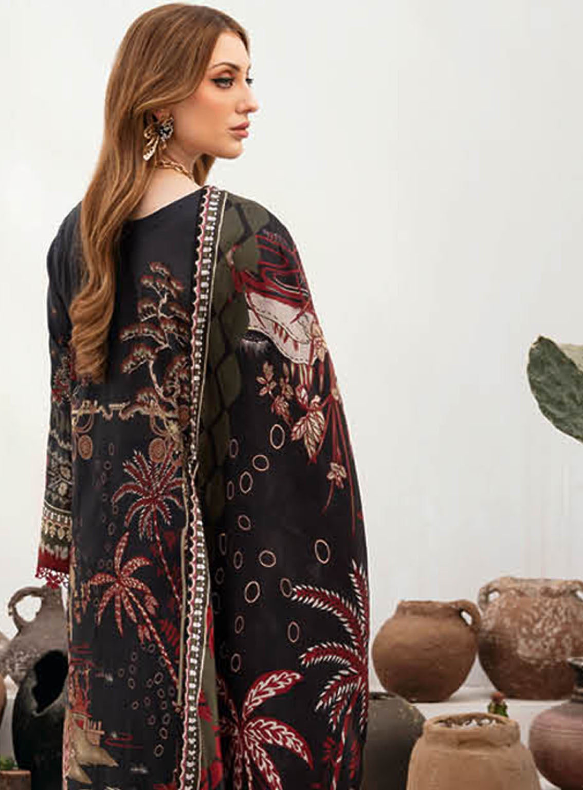 Ghazal By Ramsha Luxury Embroidered Lawn 3 Piece Unstitched Suit RM24LEL G-201 Ghazal By Ramsha Luxury Embroidered Lawn 3 Piece Unstitched Suit RM24LEL G-201