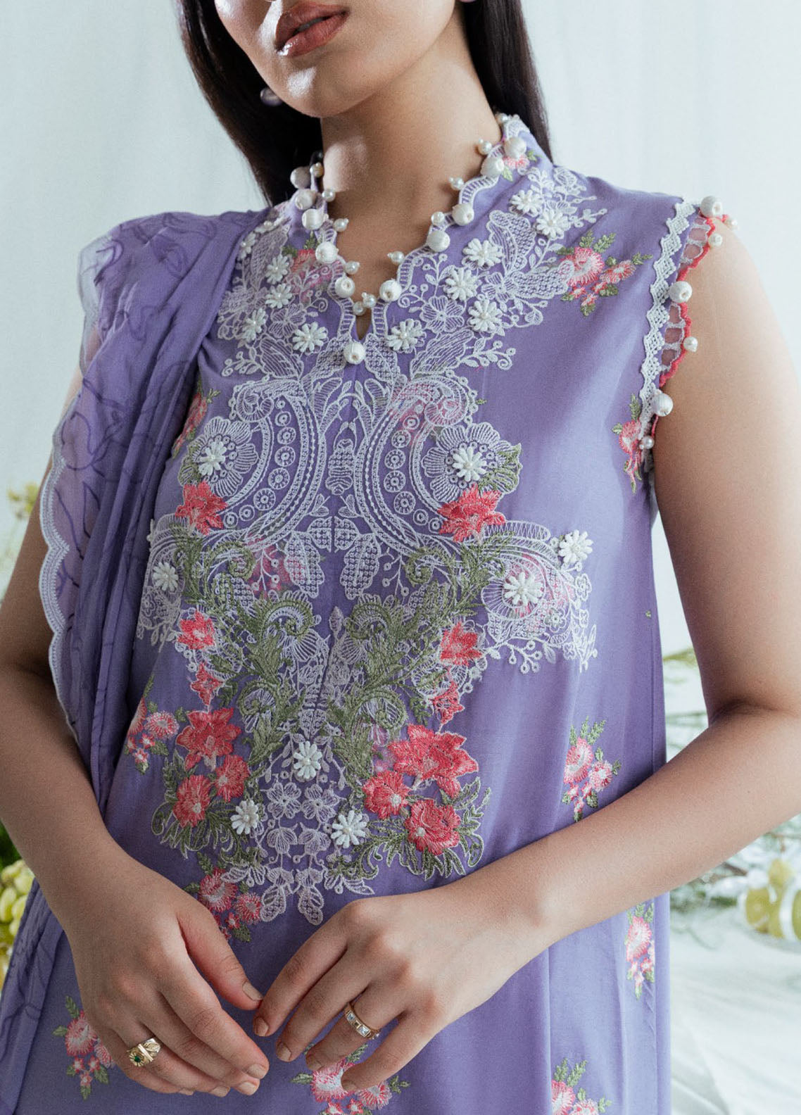 Giardino By Gul Ahmed Luxury Festive Embroidered Lawn 3 Piece Unstitched Suit GA26GLF D-FE-52042 Giardino By Gul Ahmed Luxury Festive Embroidered Lawn 3 Piece Unstitched Suit GA26GLF D-FE-52042